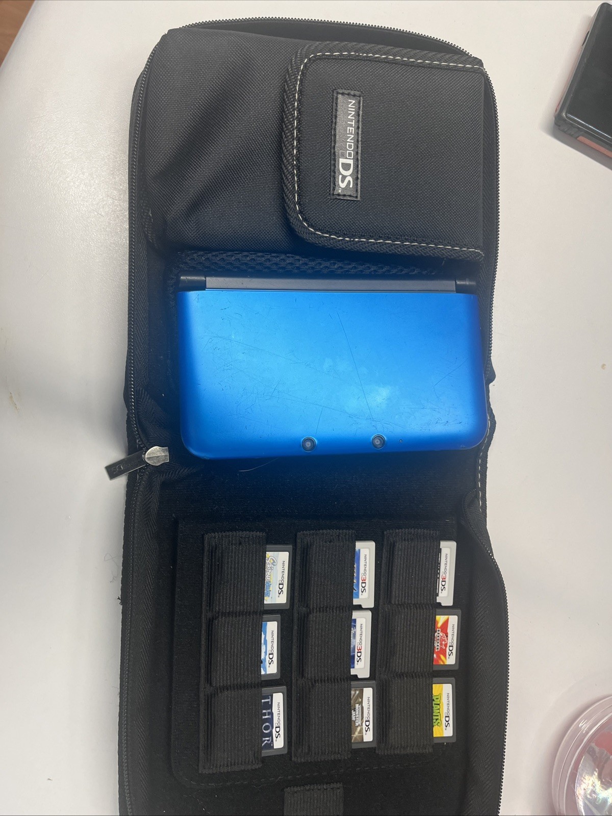 Nintendo 3DS XL Handheld System – Blue/Black no charger 11 games ￼￼