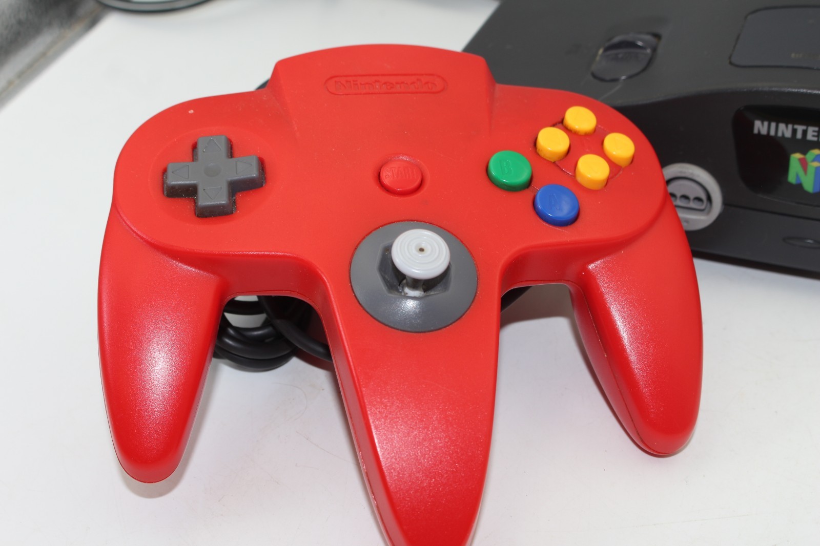 Nintendo 64 Gray Console NUS-001(USA) NTSC-U/C w/ Controller & Cables Tested