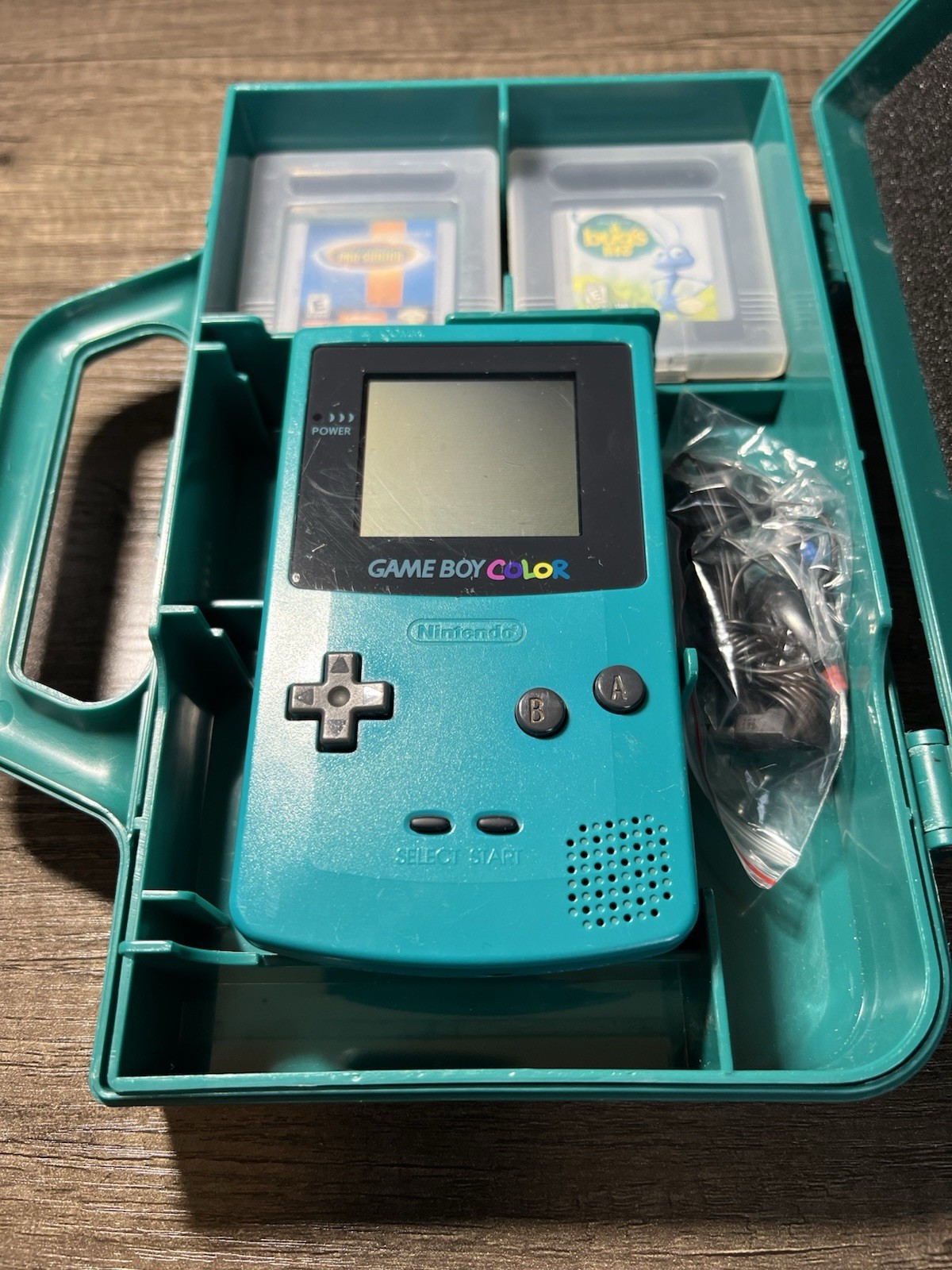 Nintendo Game Boy Color Teal Handheld Console CGB-001 Bundle w/ Case & 2 Games