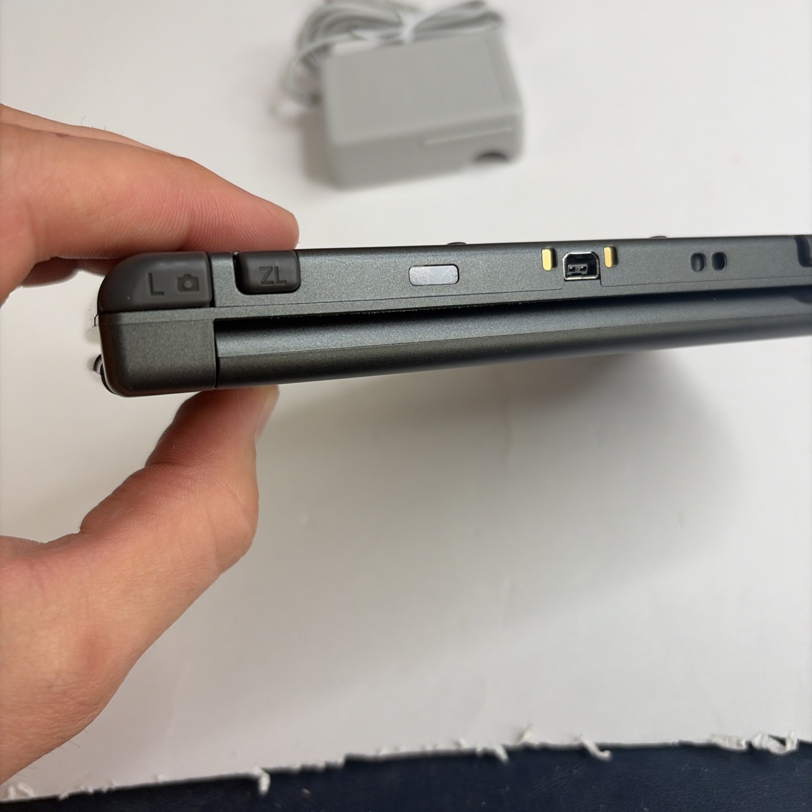 Clean! New Nintendo 3DS XL Gray Black Console Charger Stylus US Version
