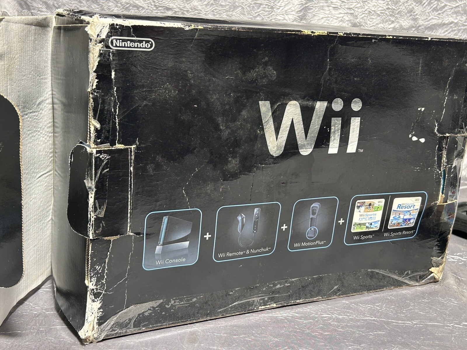 Nintendo Wii Console with Wii Sports + Sports Resort + Motion plus RVLSKRP2