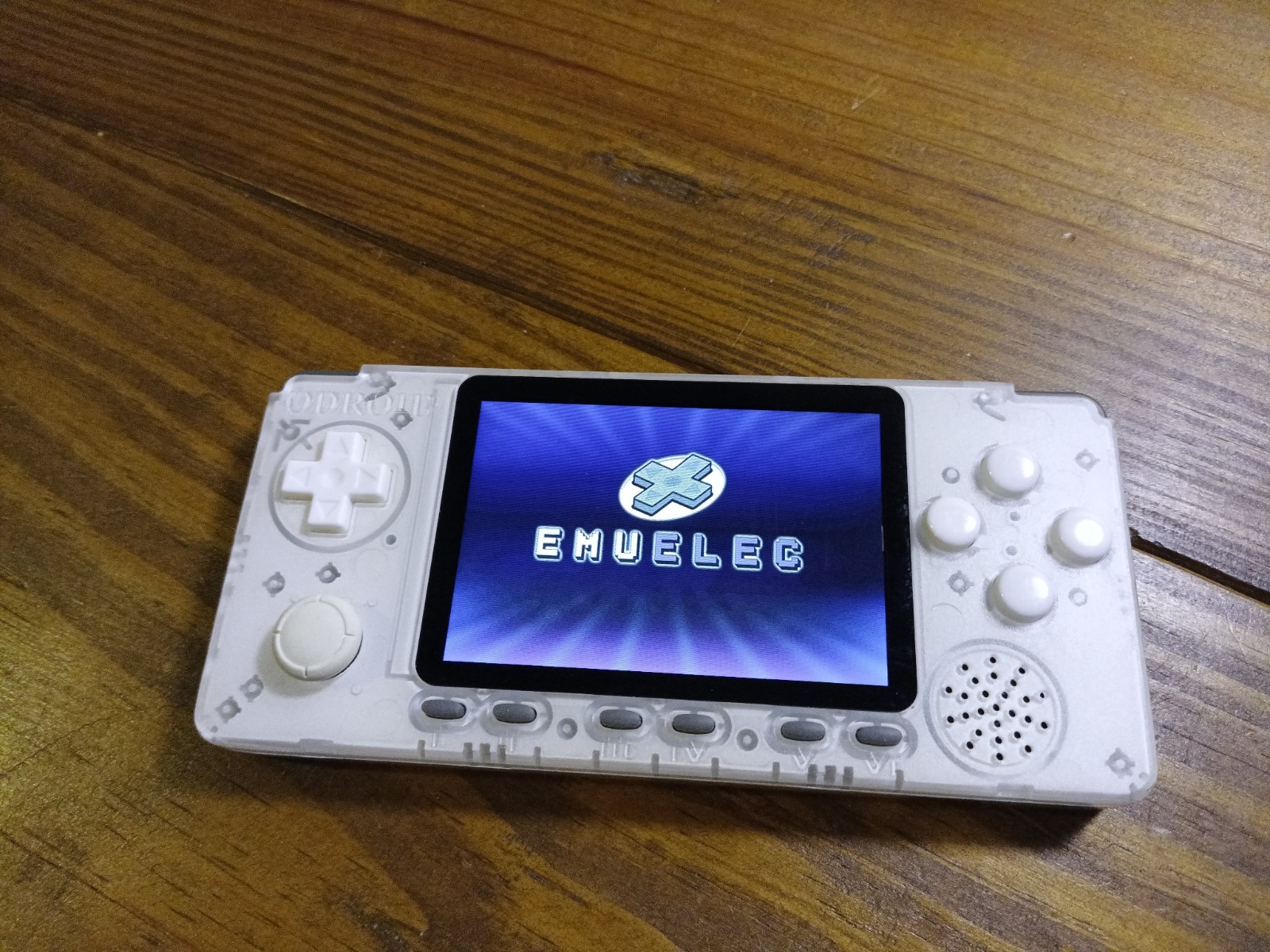 Odroid Go Advance Linux Emulation Handheld NES, SNES, Genesis, etc FROSTED WHITE