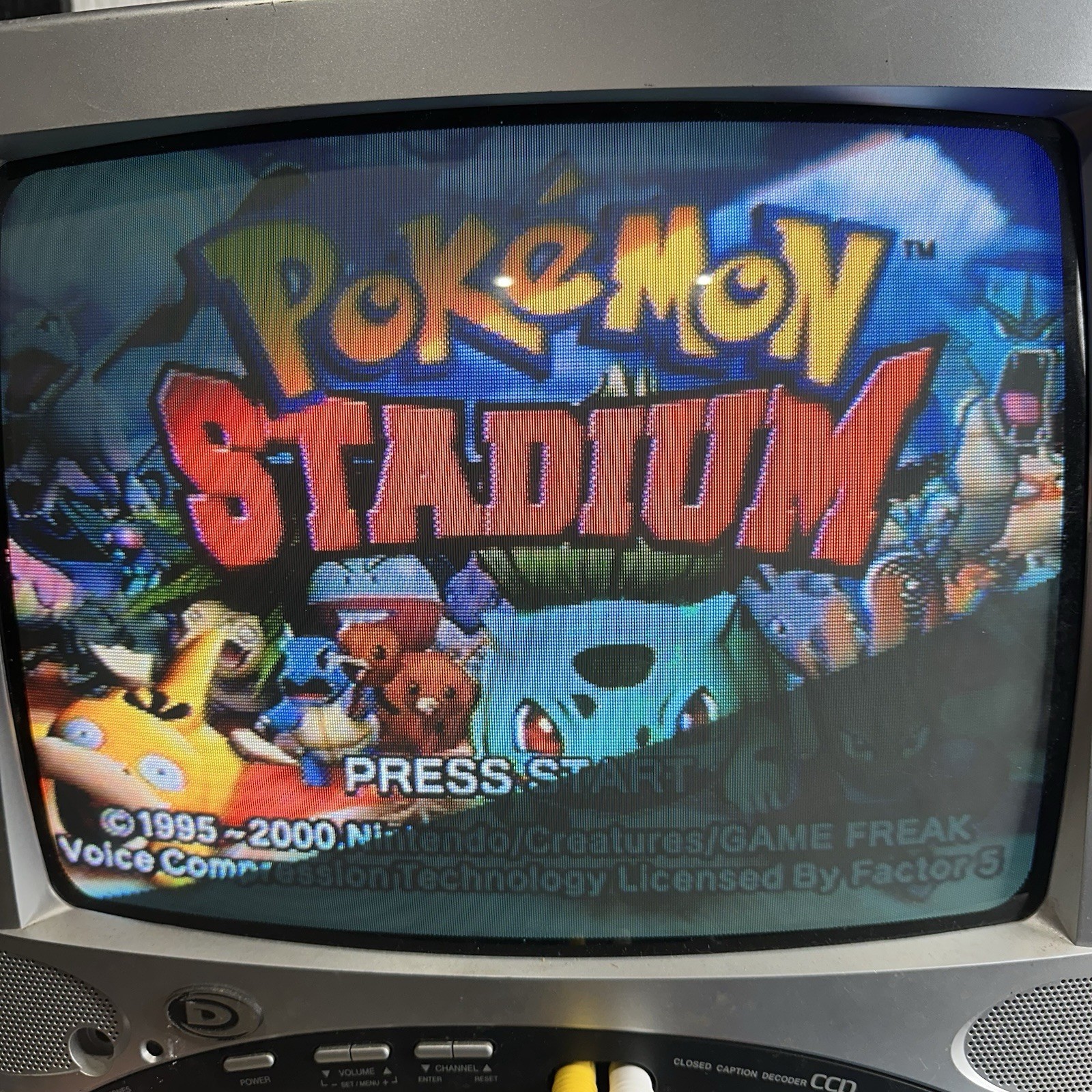 Nintendo 64 Console – Charcoal Gray Bundle- Broken Case – With POKEMON STADIUM
