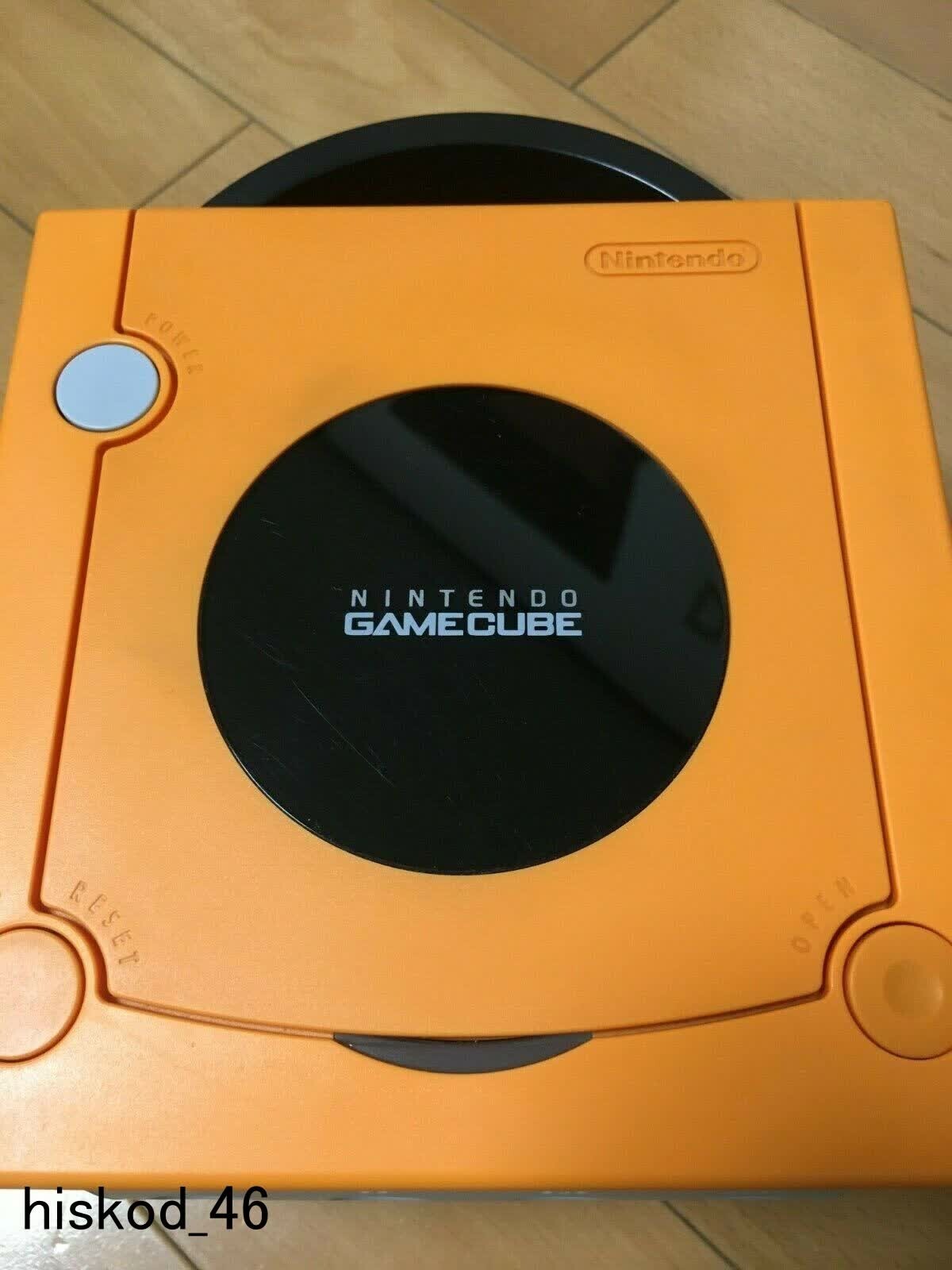 Nintendo GameCube Launch Edition Spice Orange Console NTSC-J DOL-101 & Adapter
