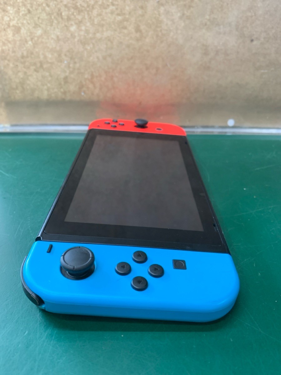 Nintendo Switch HAC-001(-01) Handheld Console Blue/Red (E10050465)