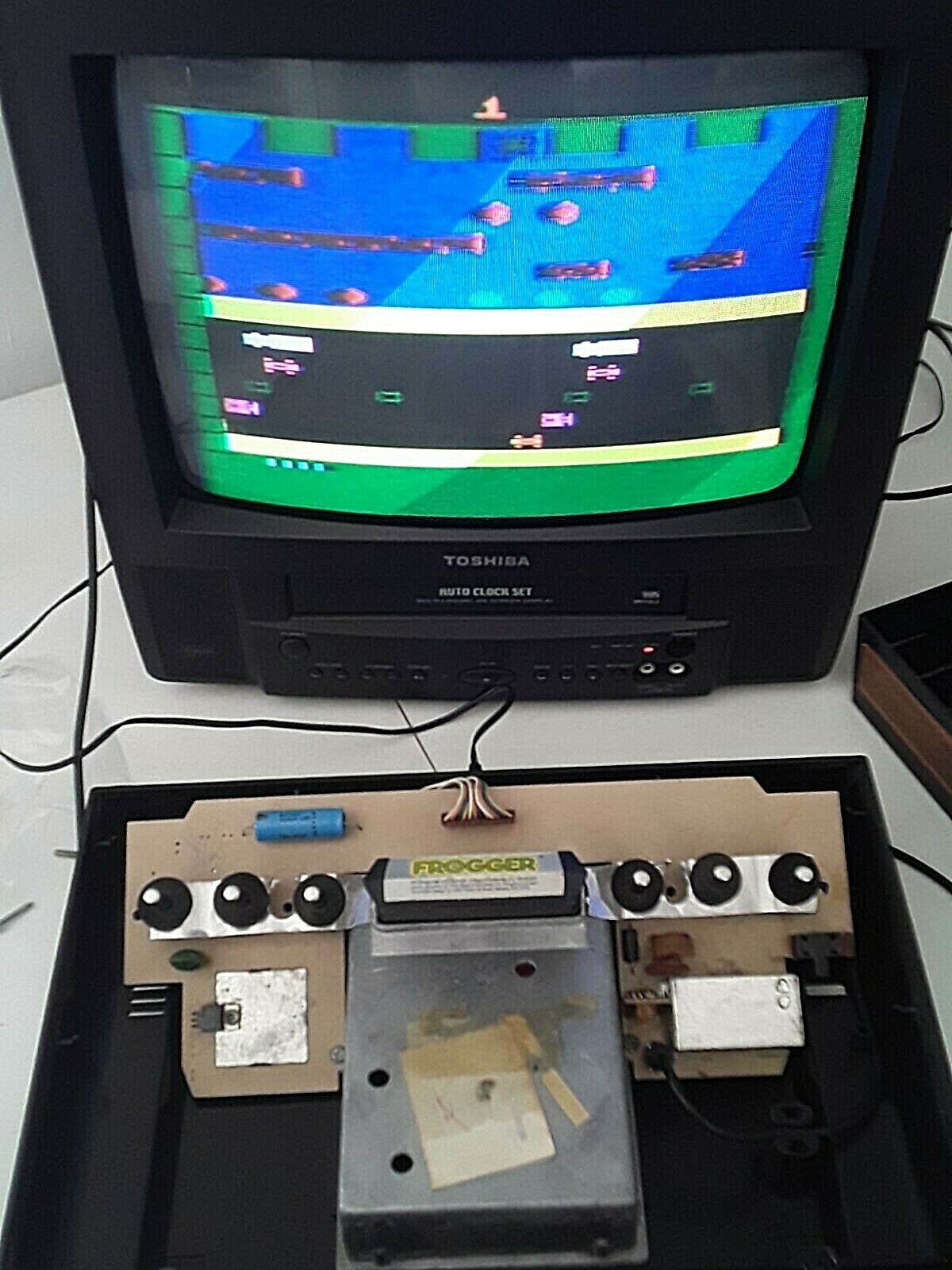 *** CHROME SWITCHES FACTORY RECONDITIONED Atari 2600 Console System CX2600 SIXER