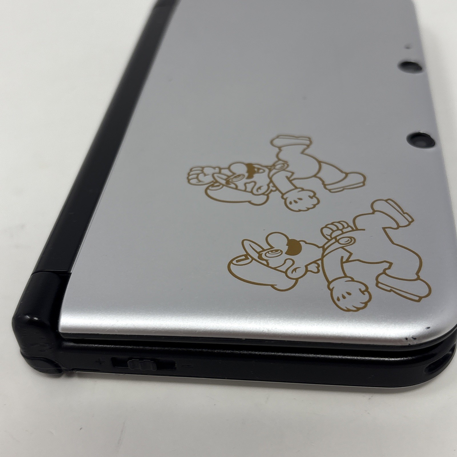 Nintendo 3DS XL Mario & Luigi Dream Team Limited Edition 30th Silver *READ Crack