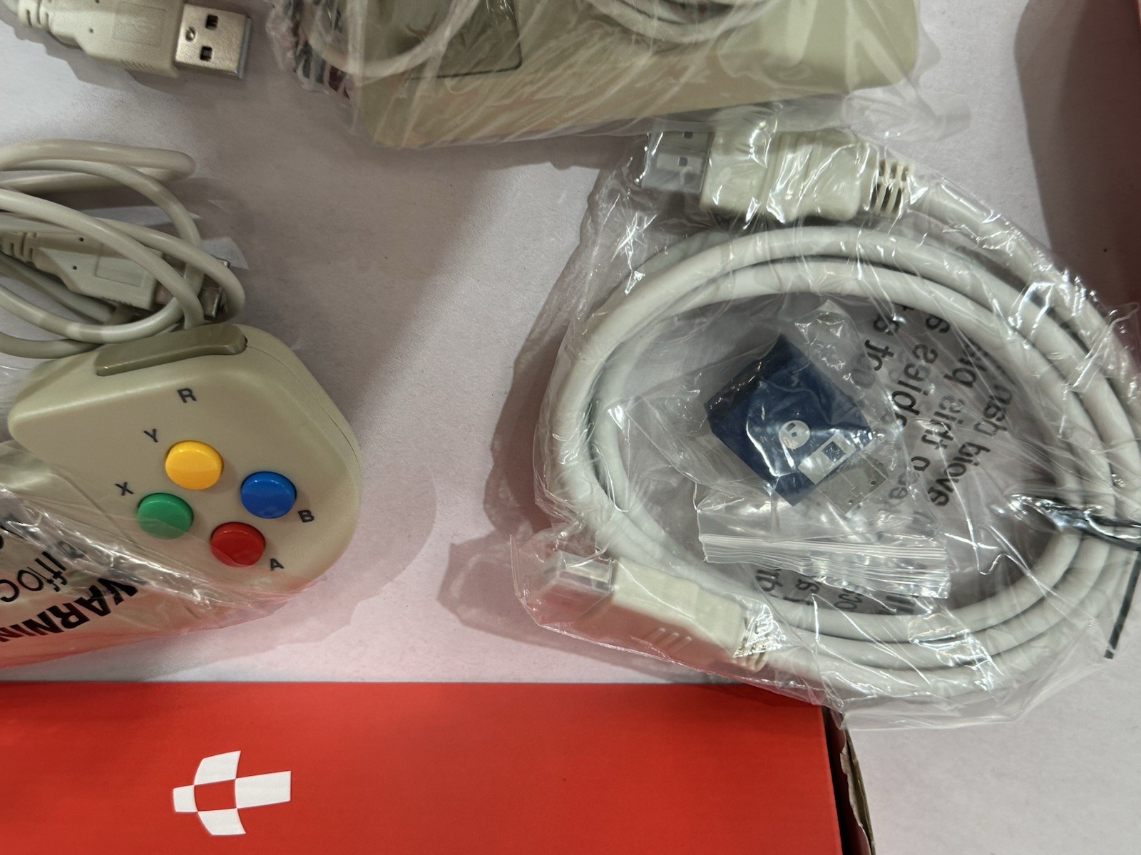AMIGA A500 MINI CONSOLE COMPLETE NIB COMODORE PRE LOADED GAMES USB HDMI