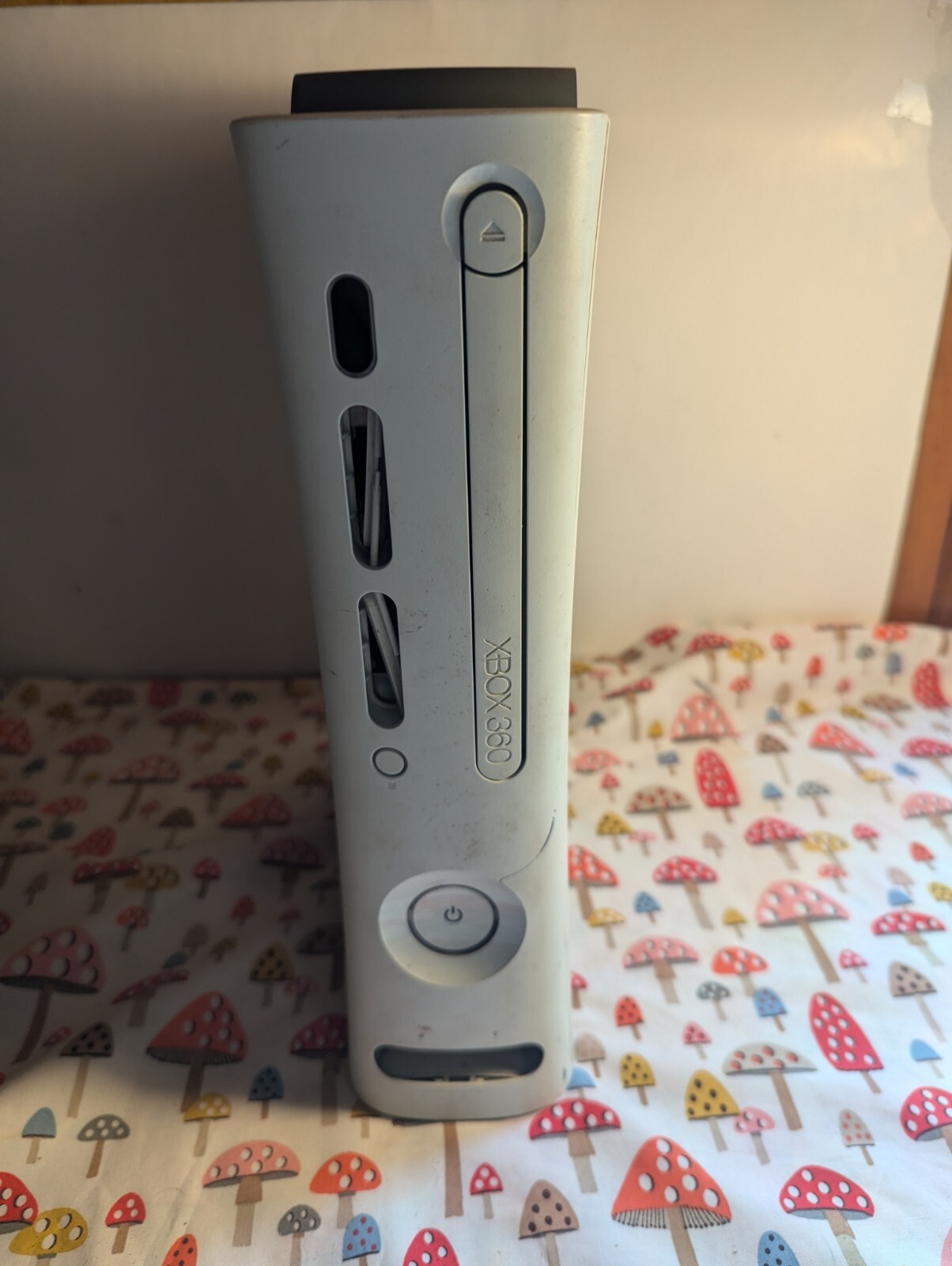 Microsoft XBox 360 White Video Game Console Gaming System System Only