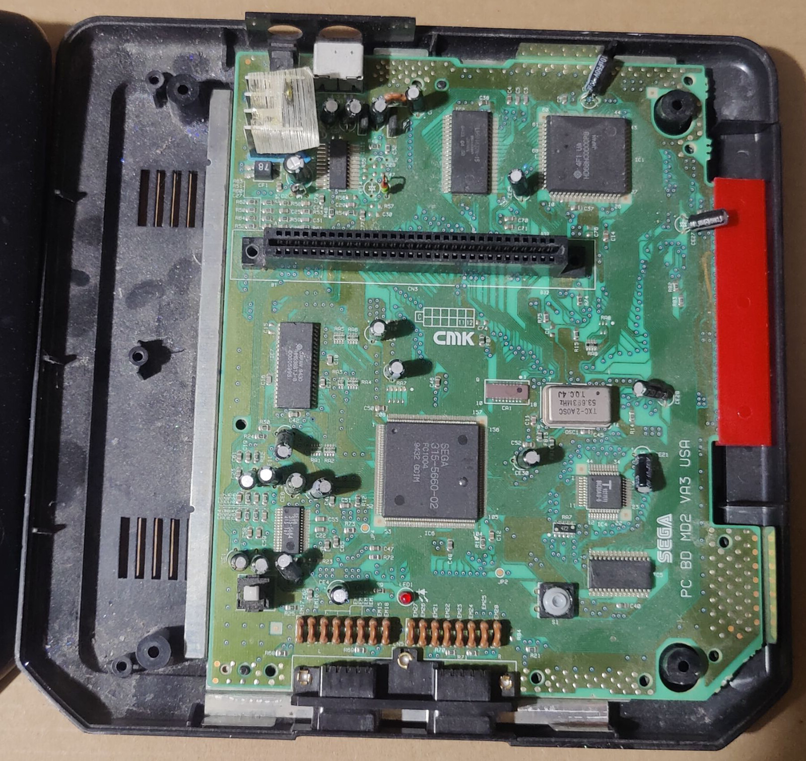SEGA Genesis II 16MB Home Console – Black. Cleaned, Recapped