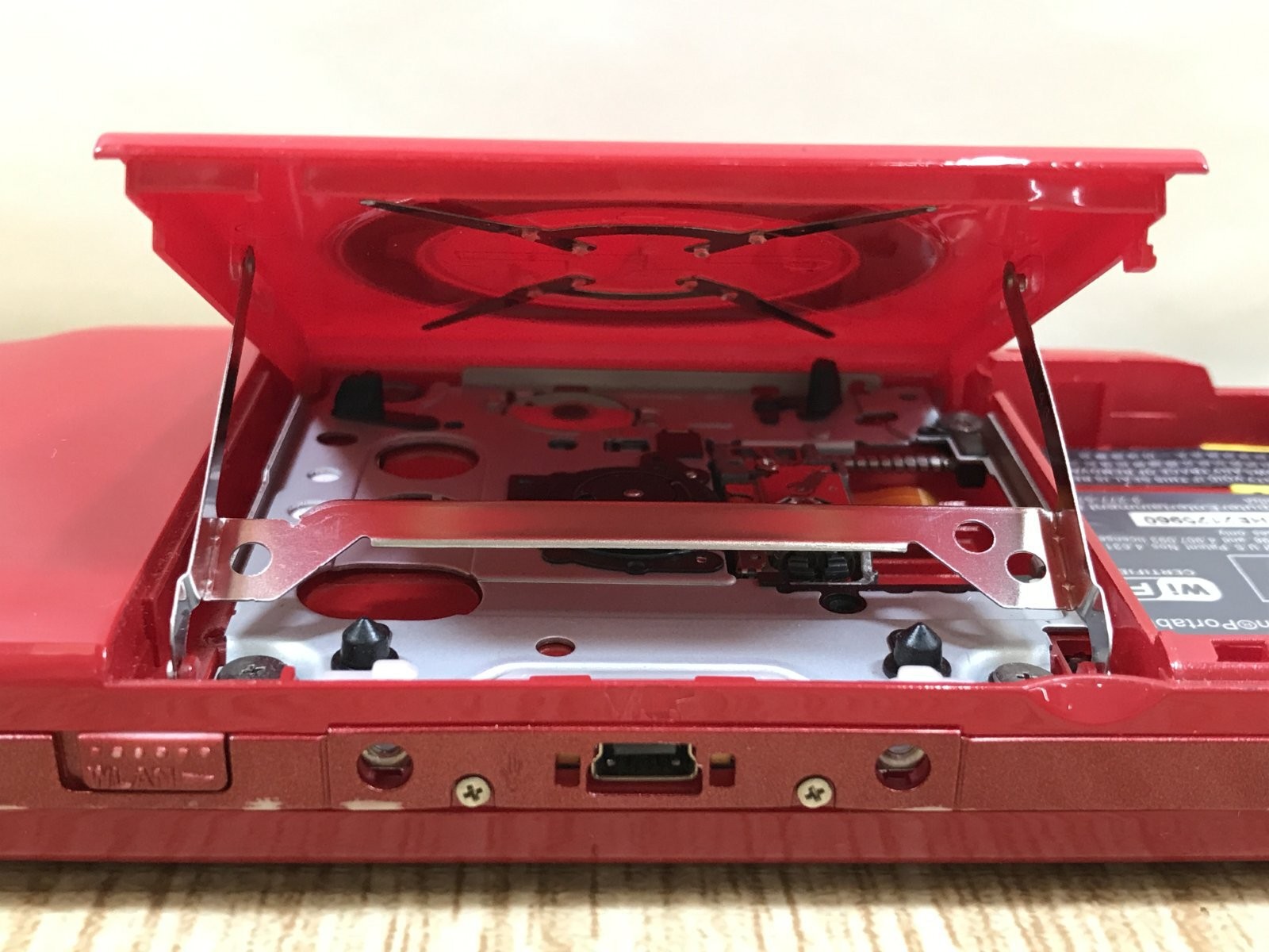 PSP-2000 DEEP RED Console Japan – With Defects GE1632