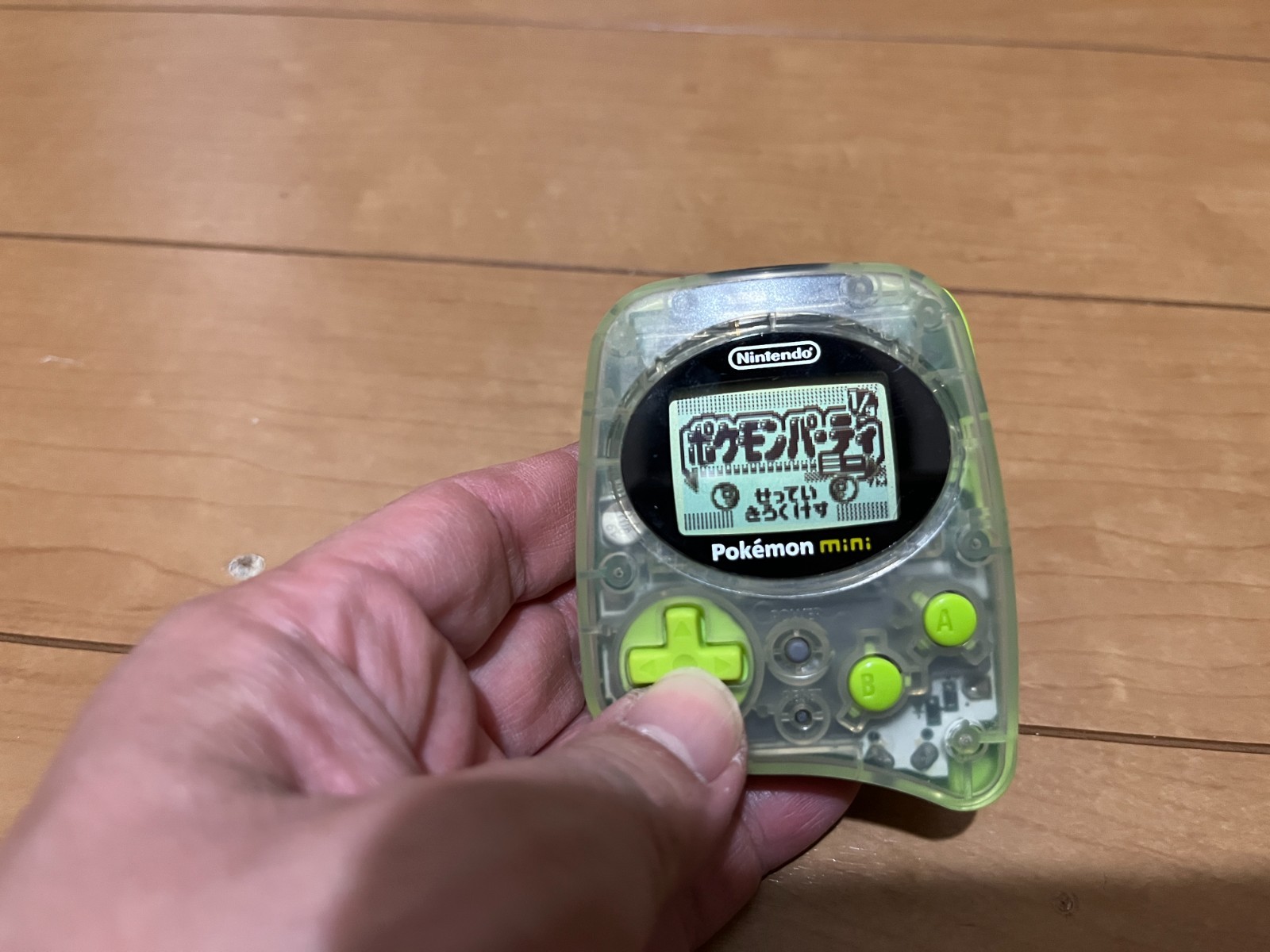 Pokemon mini Console Chikorita Green Color and 1 Games Pokemonmini