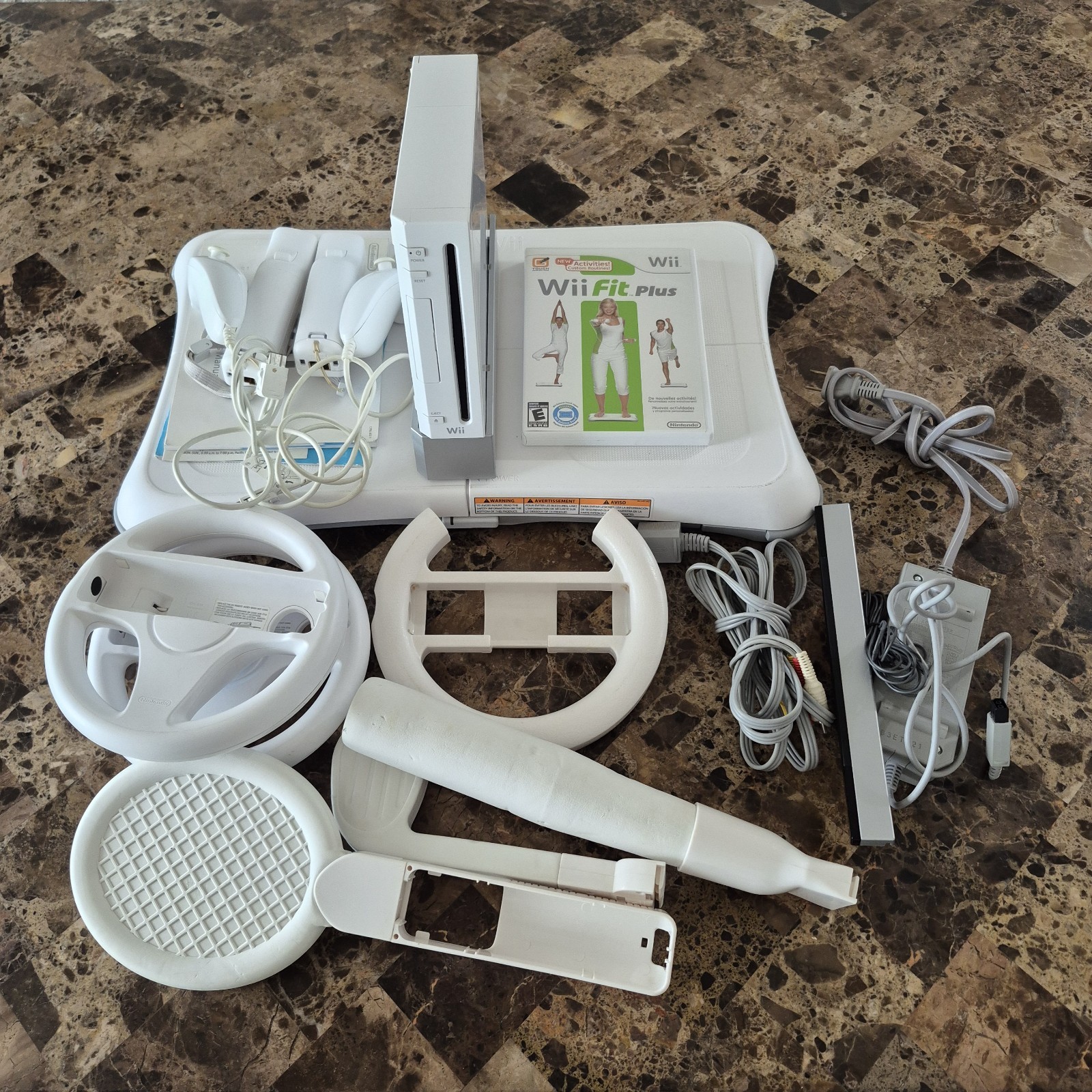 Nintendo Wii Console Sports Bundle Balance Board with Game & Accessories Tested