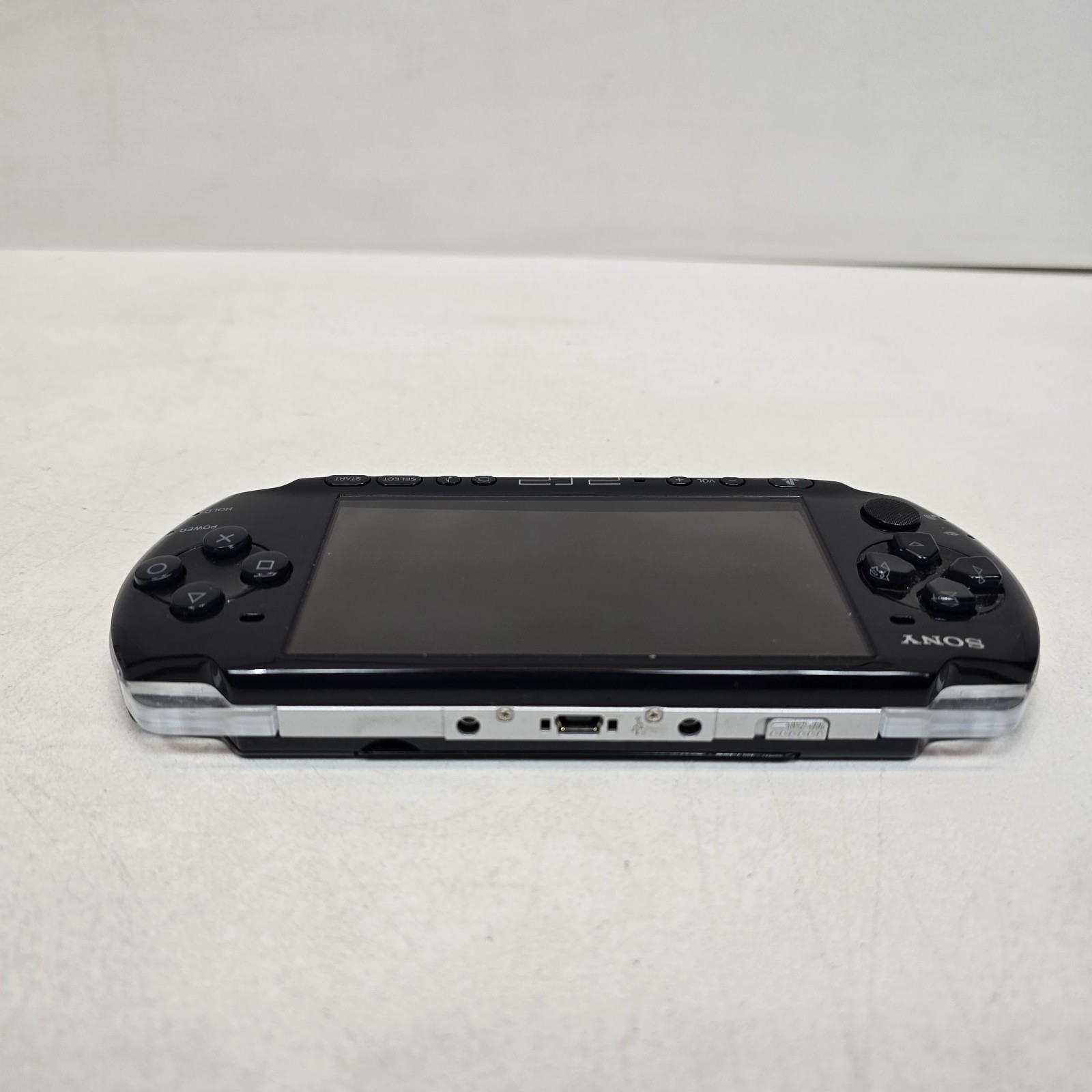 Piano Black Sony PSP 3000 System with Charger + 1gb Memory Card, Tested