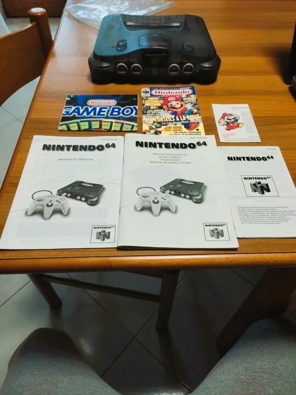 Nintendo 64 Funtastic Smoke, Clear Black PAL EUr Complete with Manuals *RARE*