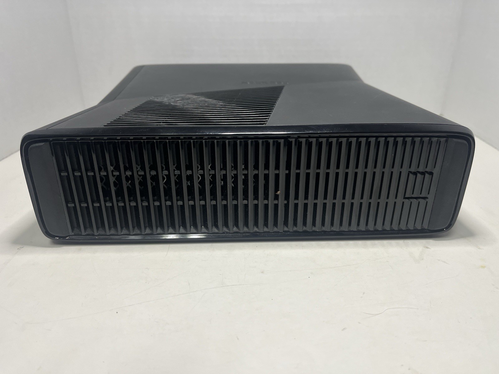 Microsoft Xbox 360 S Slim Black Console Model 1439 220GB + Power Supply – Tested