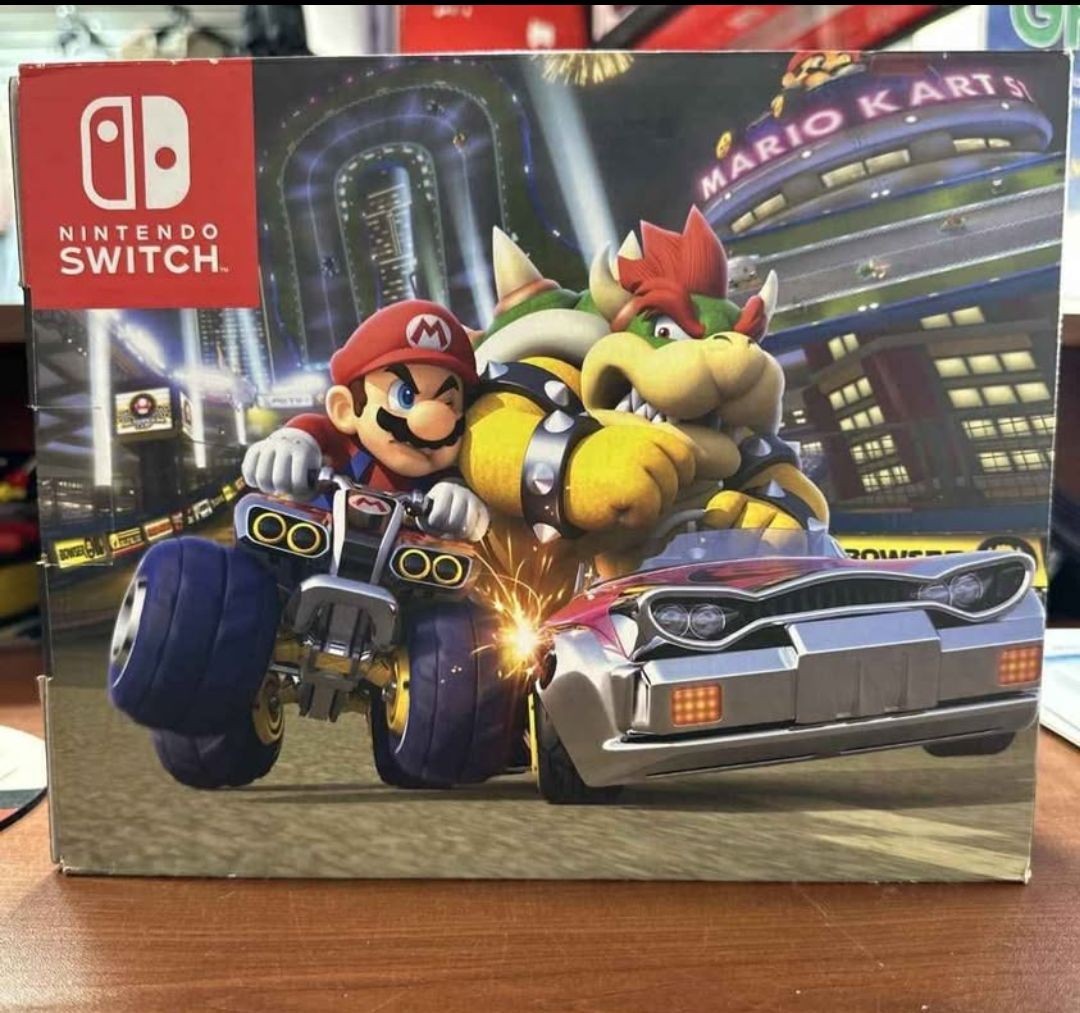 Nintendo Switch Mario Kart Deluxe 8 Bundle NEW Mint