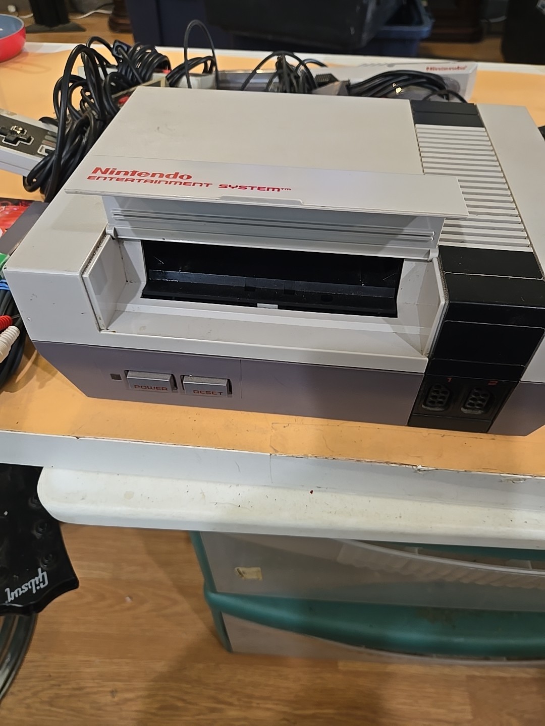 Original Nintendo NES Console Gray, 3 Controllers, Zapper, Cables, Tested Works