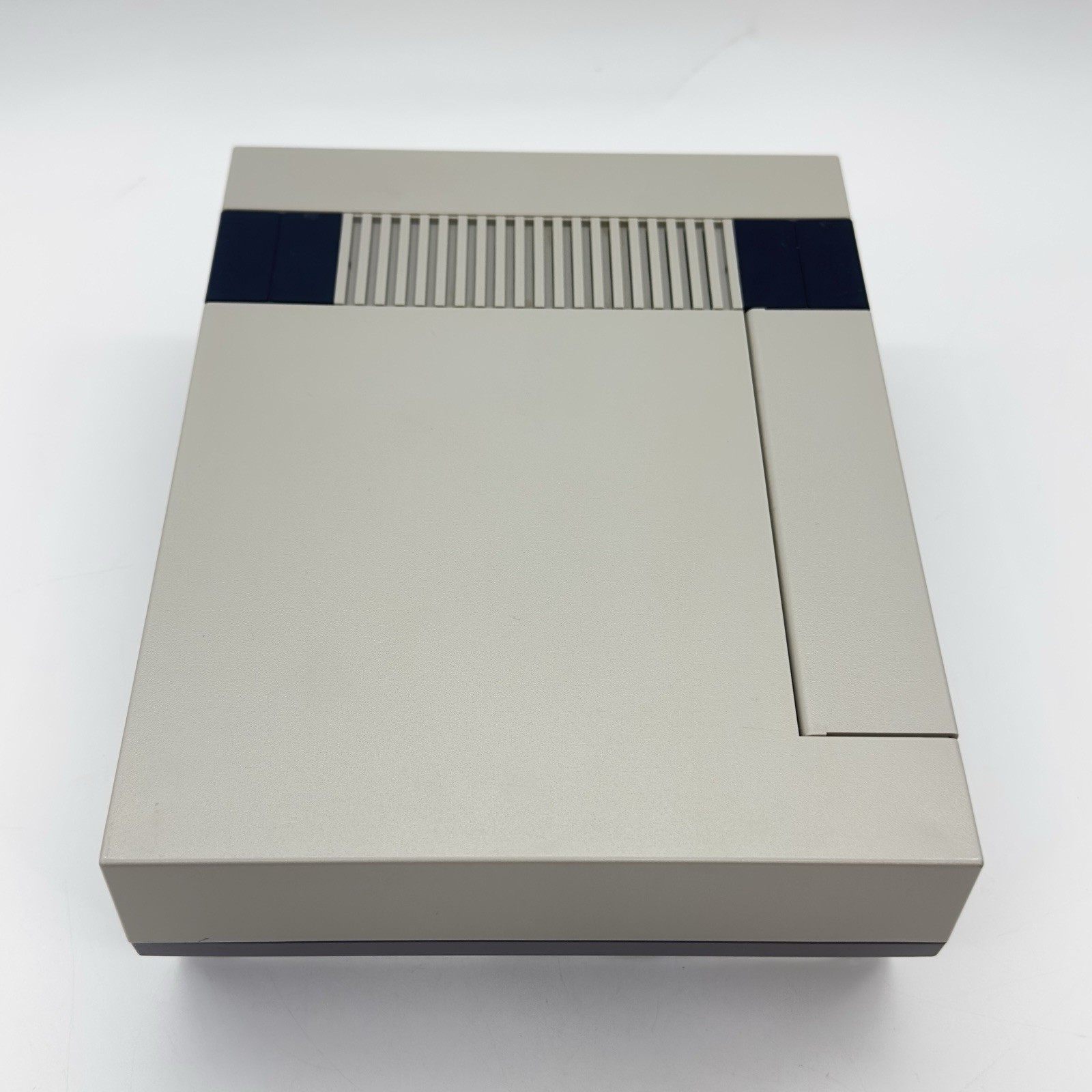 Nintendo NES Console NES-001 System Bundle TESTED Controller 4 Games Cables READ