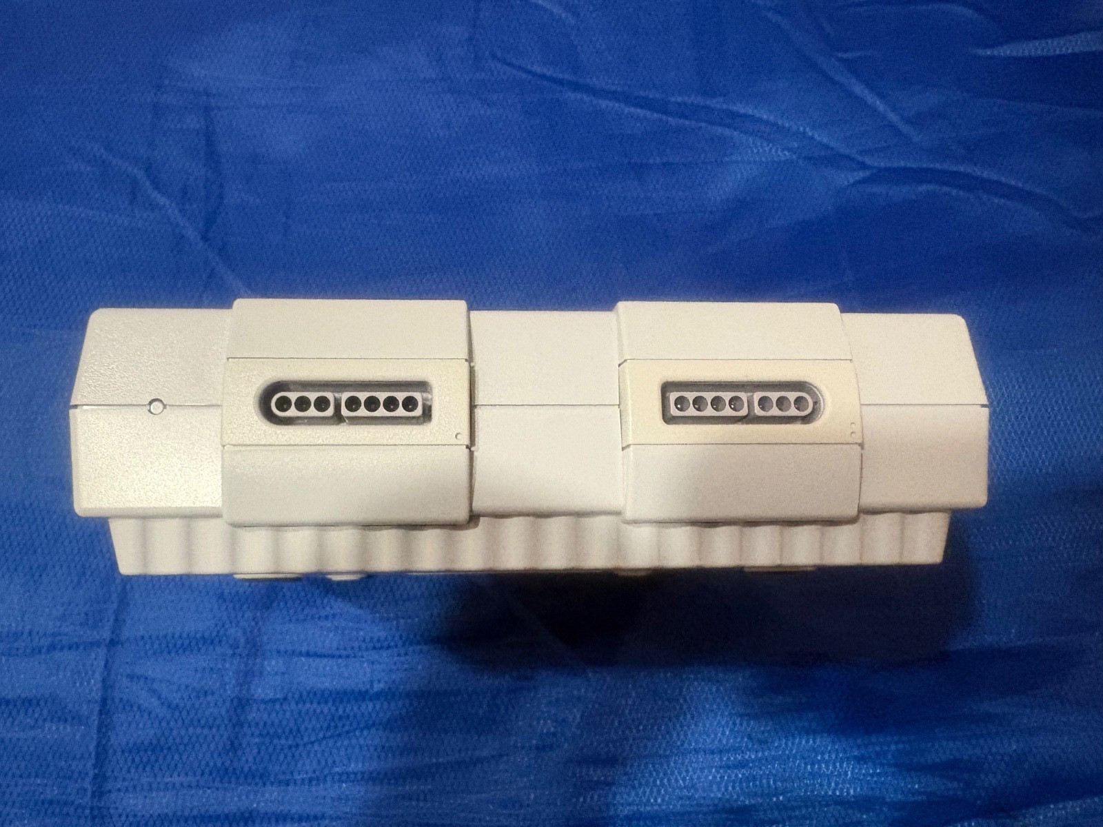 Nintendo SNES 512MB Home Console – Gray plug and play game ready system