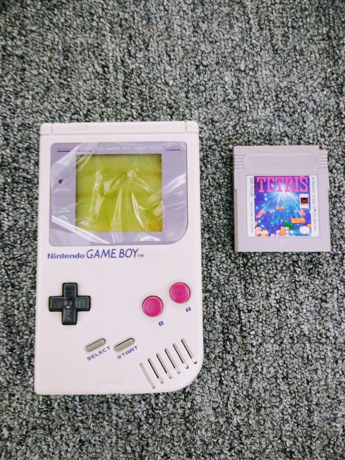 Original Nintendo Gameboy Console System w/New Screen and Tetris! No Dead Lines!