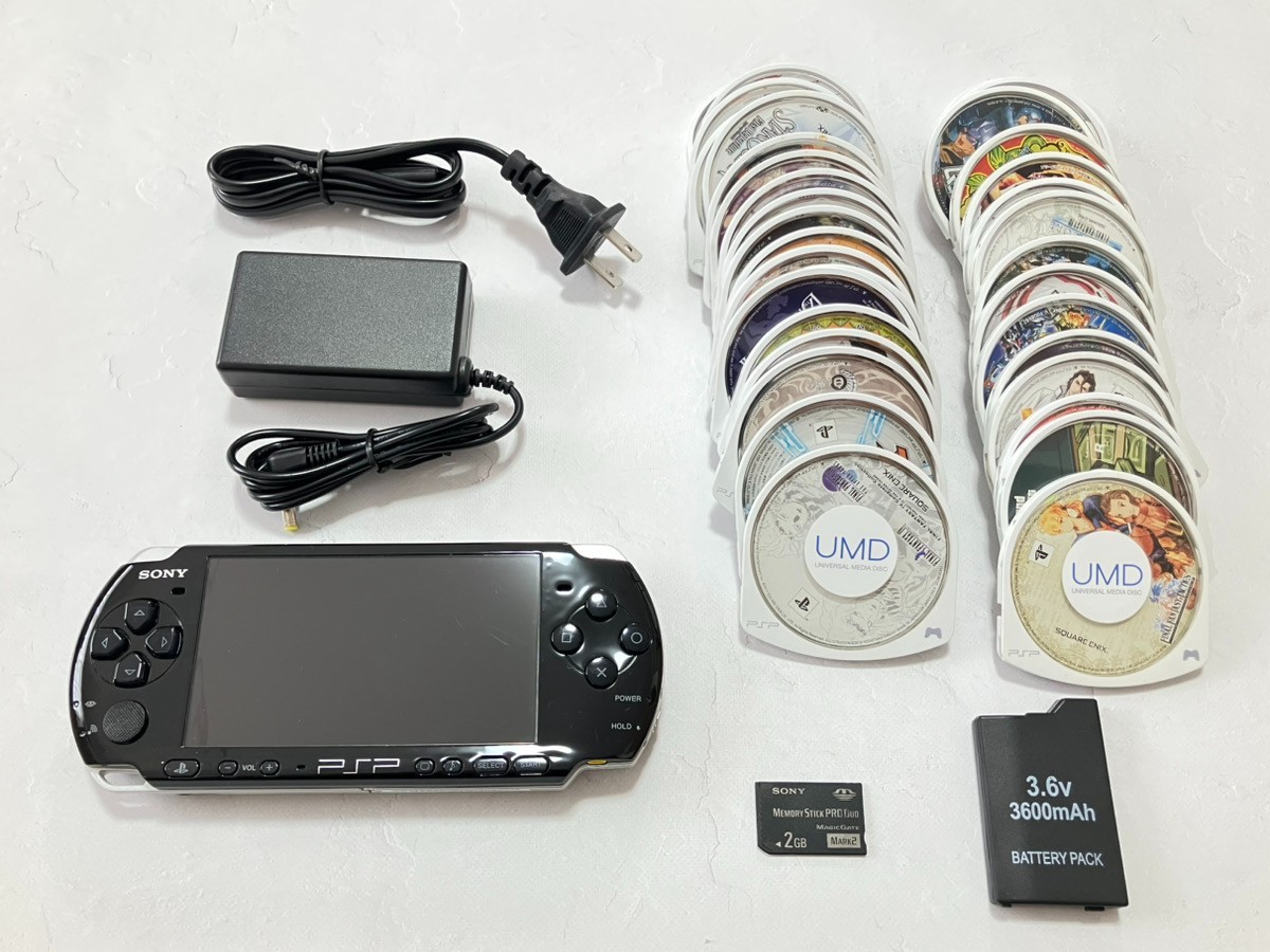 Sony PSP-3000 Console with battery＋charger＋memory stick＋random 3 games