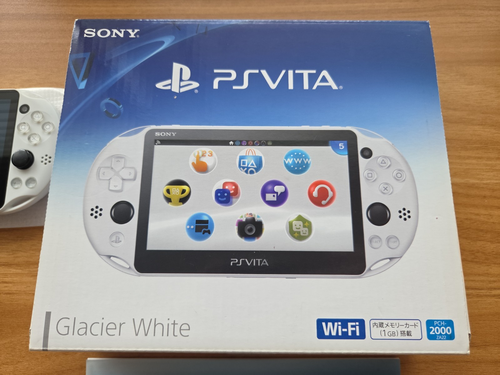 Sony PS Vita PCH-2000ZA22 1GB Handheld Console – Glacier White CIB US SELLER