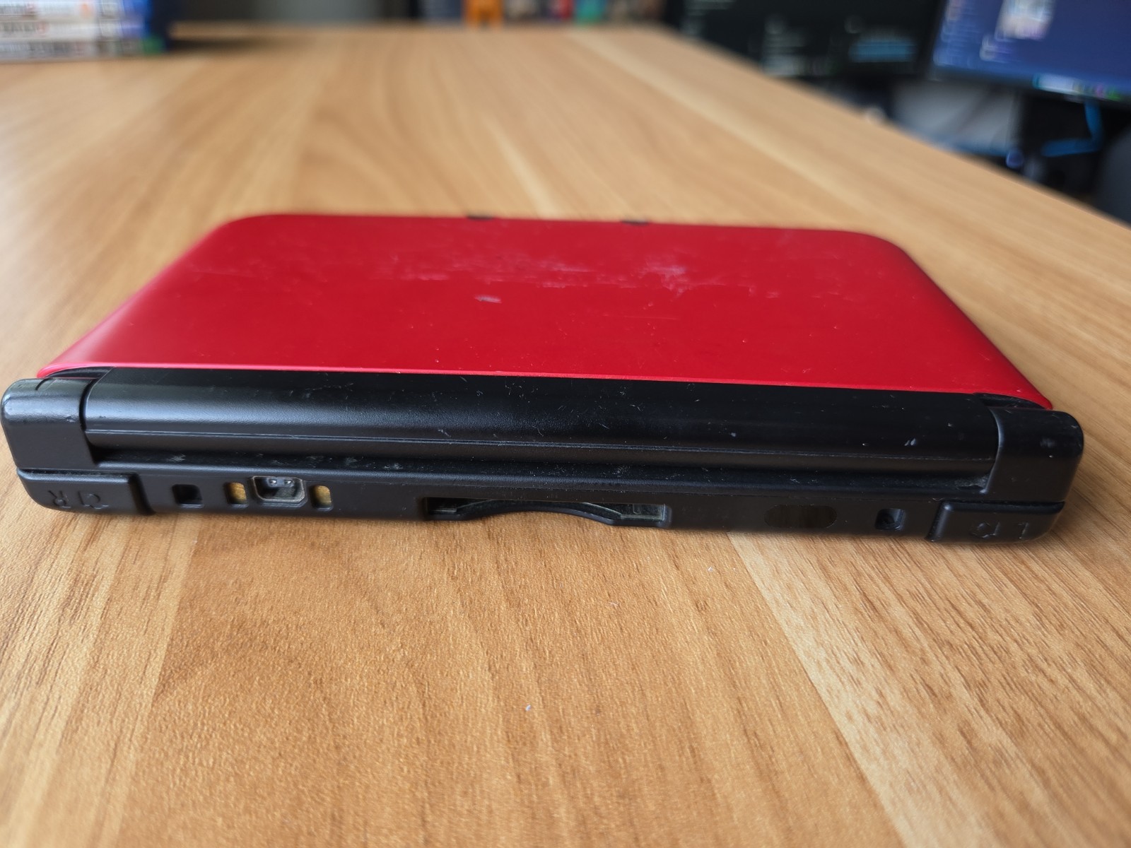 Nintendo 3DS LL Console Red – Not Powering On For Parts – USA Seller