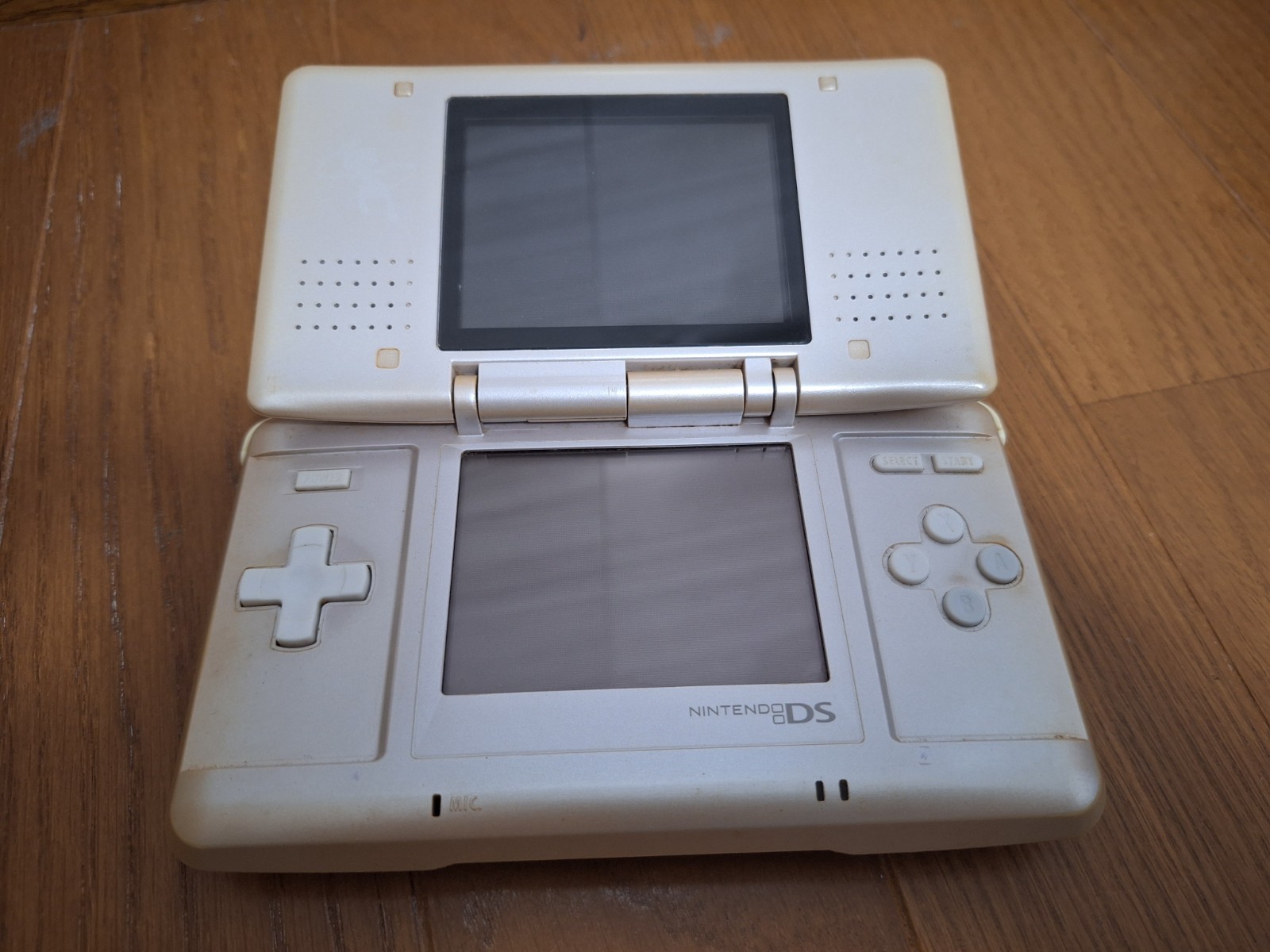 Nintendo DS Mew Limited Edition Pokemon Center Console *BEAUTIFUL BOX* 3