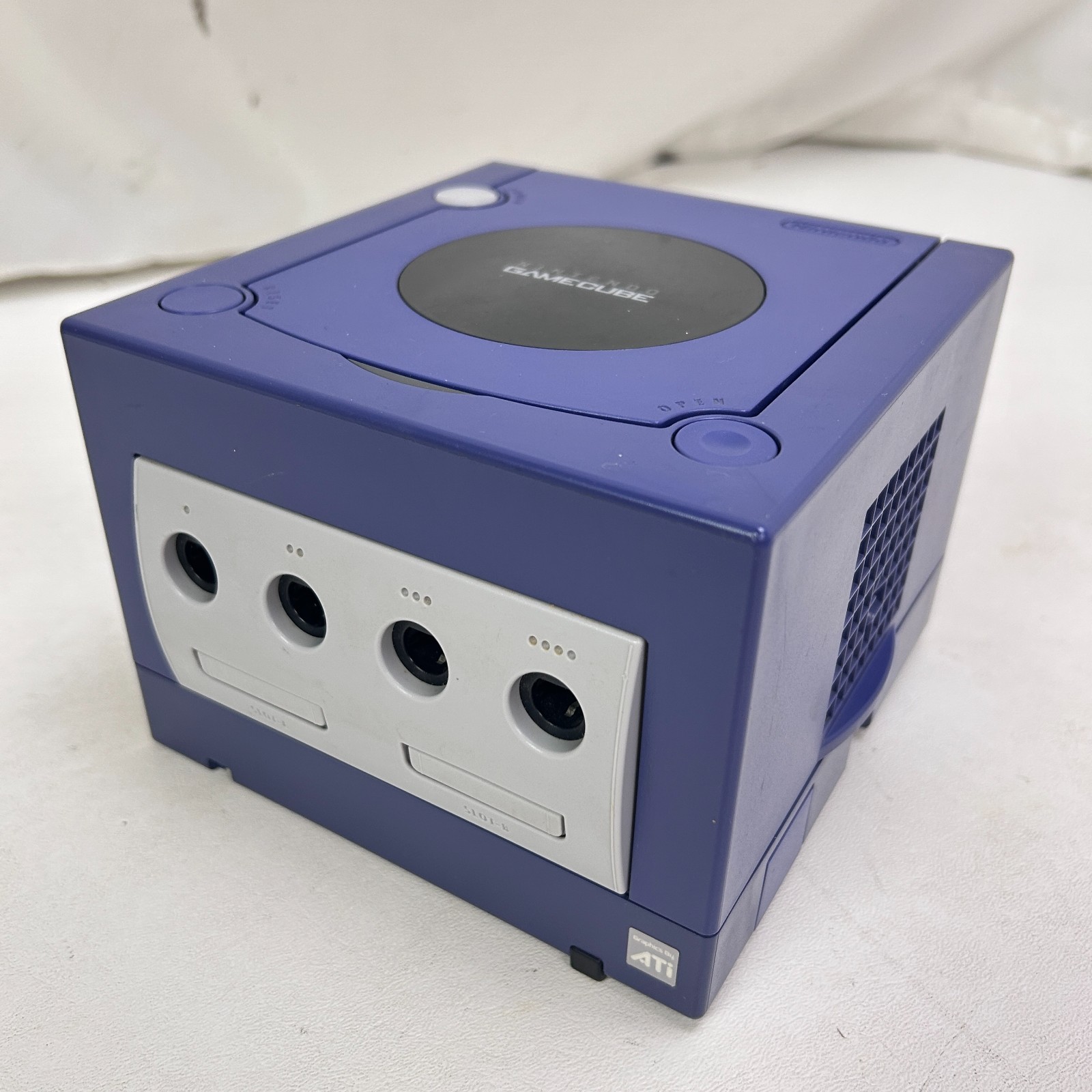 Nintendo GameCube Indigo Console w/ Two Controllers & Cables – TESTED