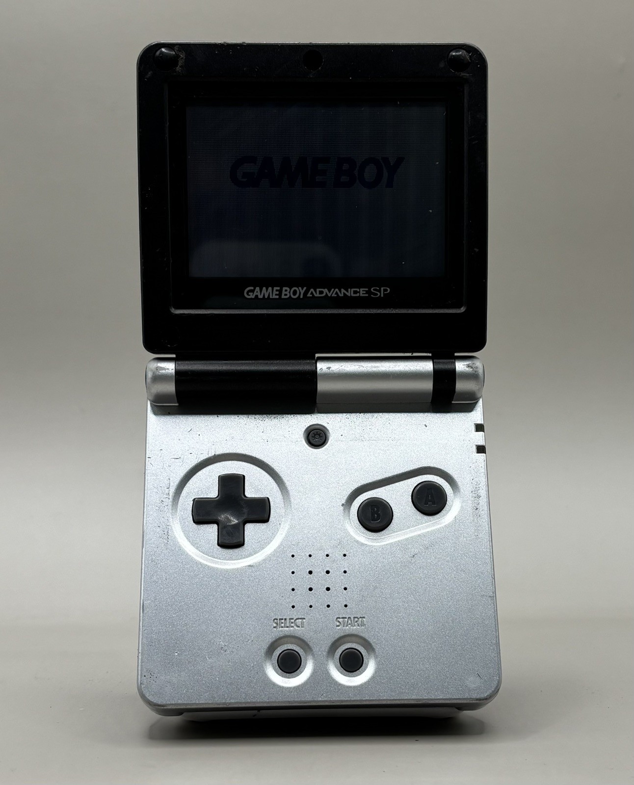 Nintendo Game Boy Advance SP – Silver/Black (G1) READ DESCRIPTION