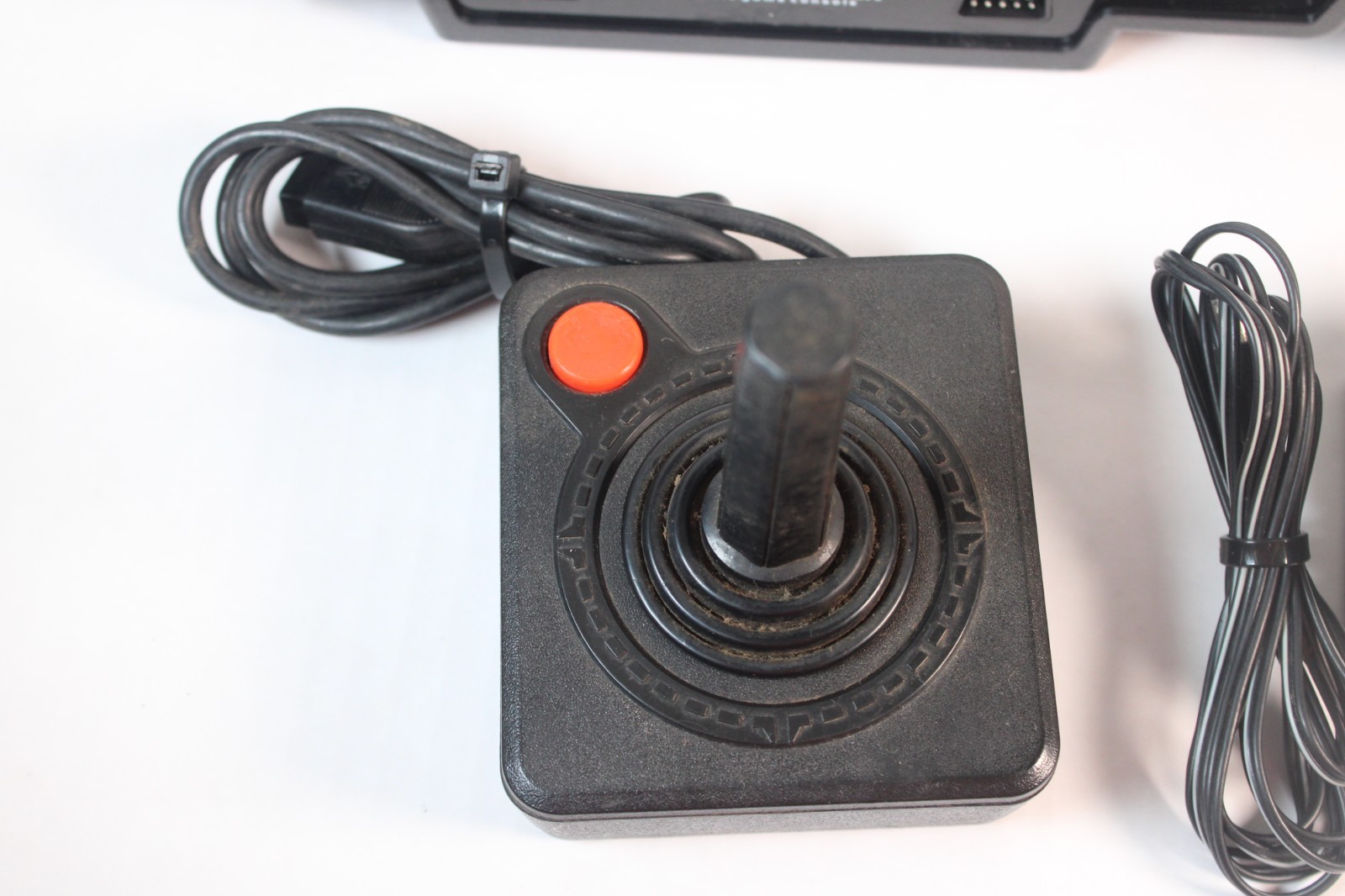 Atari Flashback Classic Game Console w/ 2 Wired Controllers + Flashback 2 parts