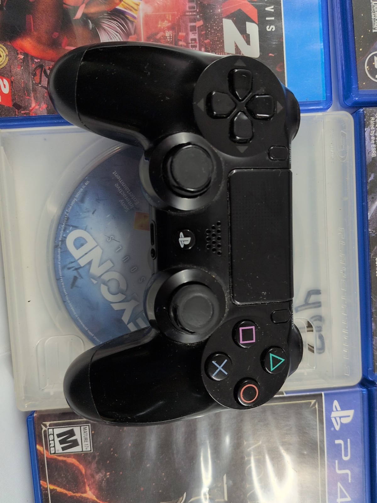 Sony PlayStation 4 500GB Black Model CUH-1215A Console Bundle 6 Games Controller