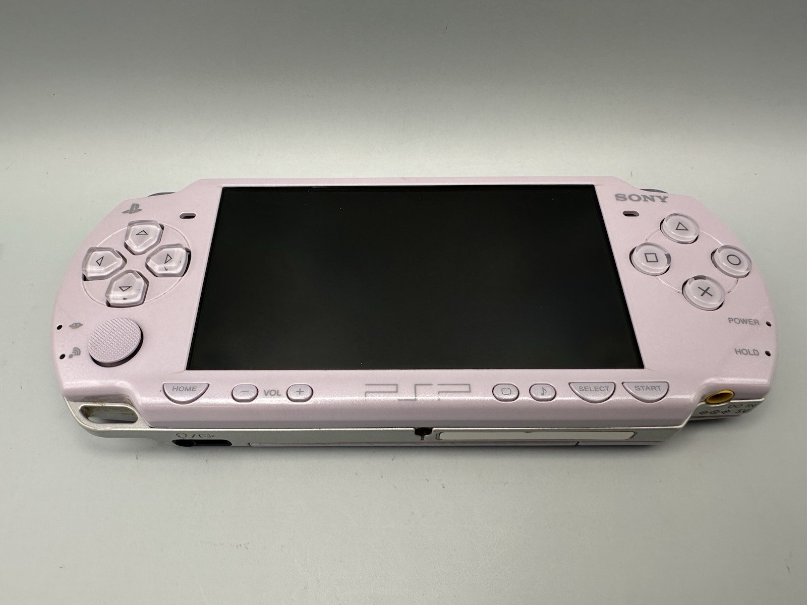 Sony PSP 2000 Console Lavender Purple – New Battery + 4GB Memory Card + Charger
