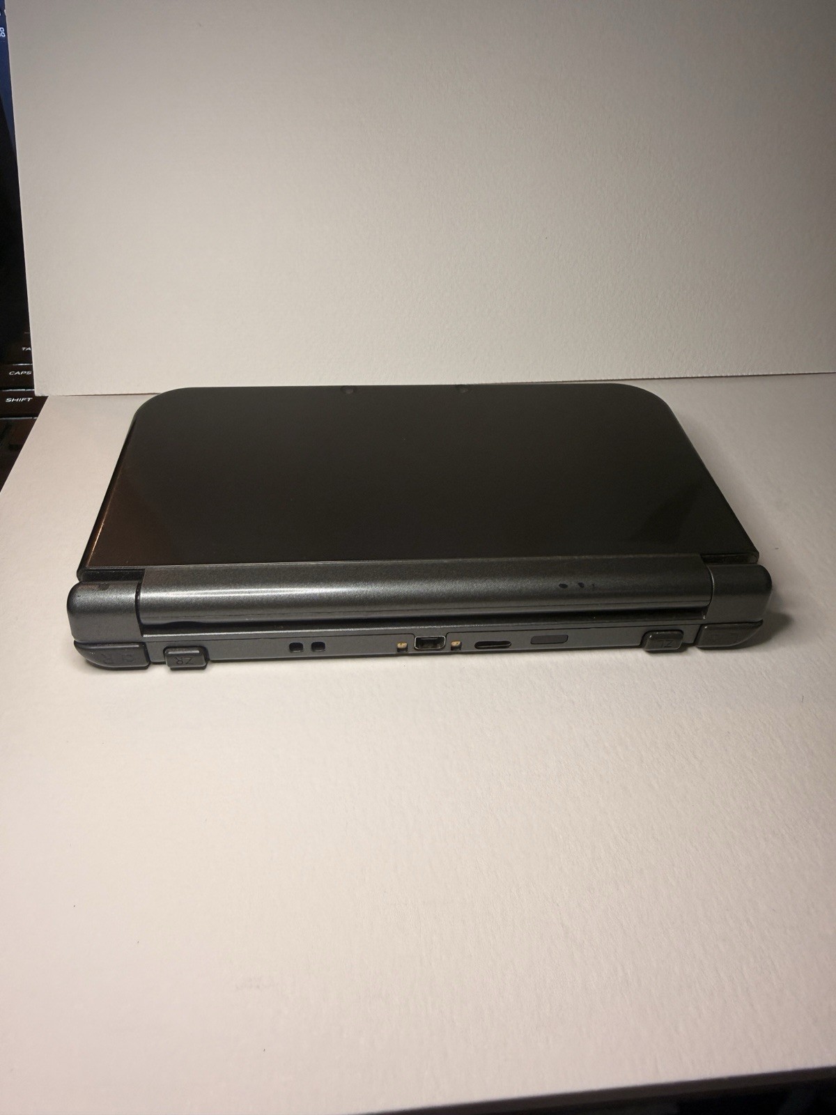 New Nintendo 3DS XL with Loopy Capture Card, Black! & 128 GB SD