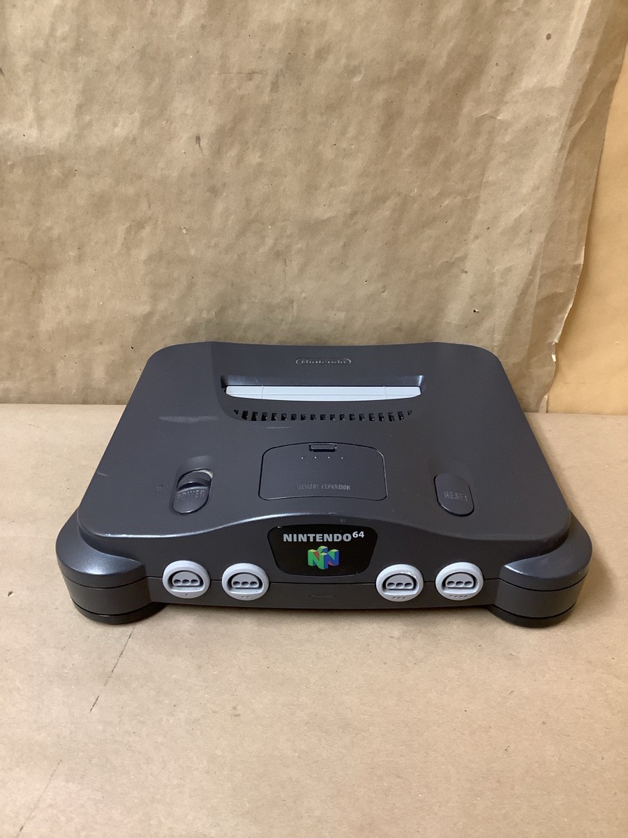 NINTENDO 64 SYSTEM CONSOLE NUS-001 (B42009734)