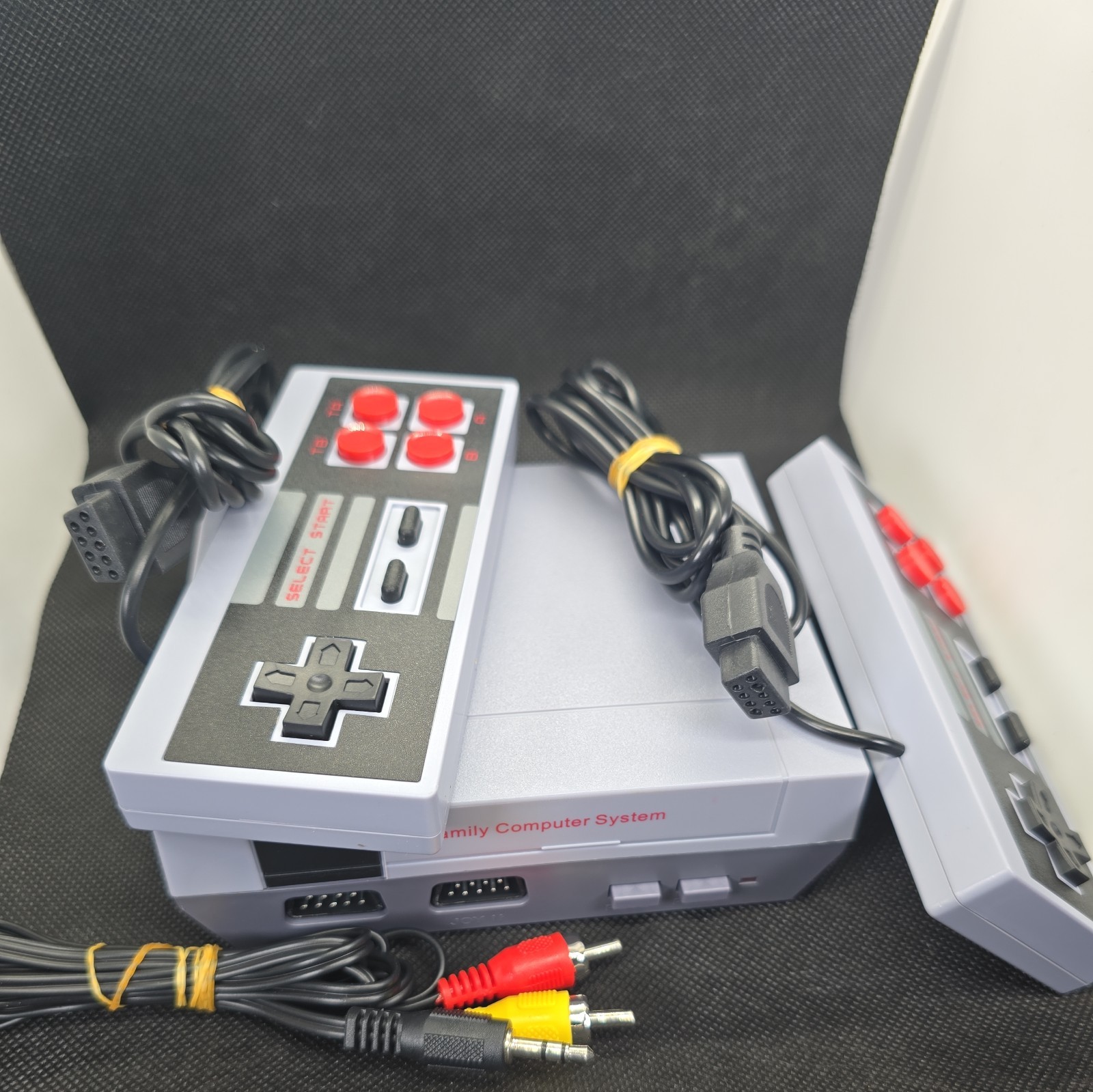 NEW Mini Game Anniversary Edition Classic Built-in 620 Classic Game 2Controllers