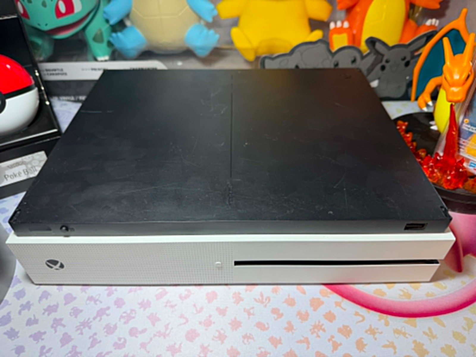 Microsoft Xbox One S 500 GB Console – White Used Tested Authentic Minor Wear