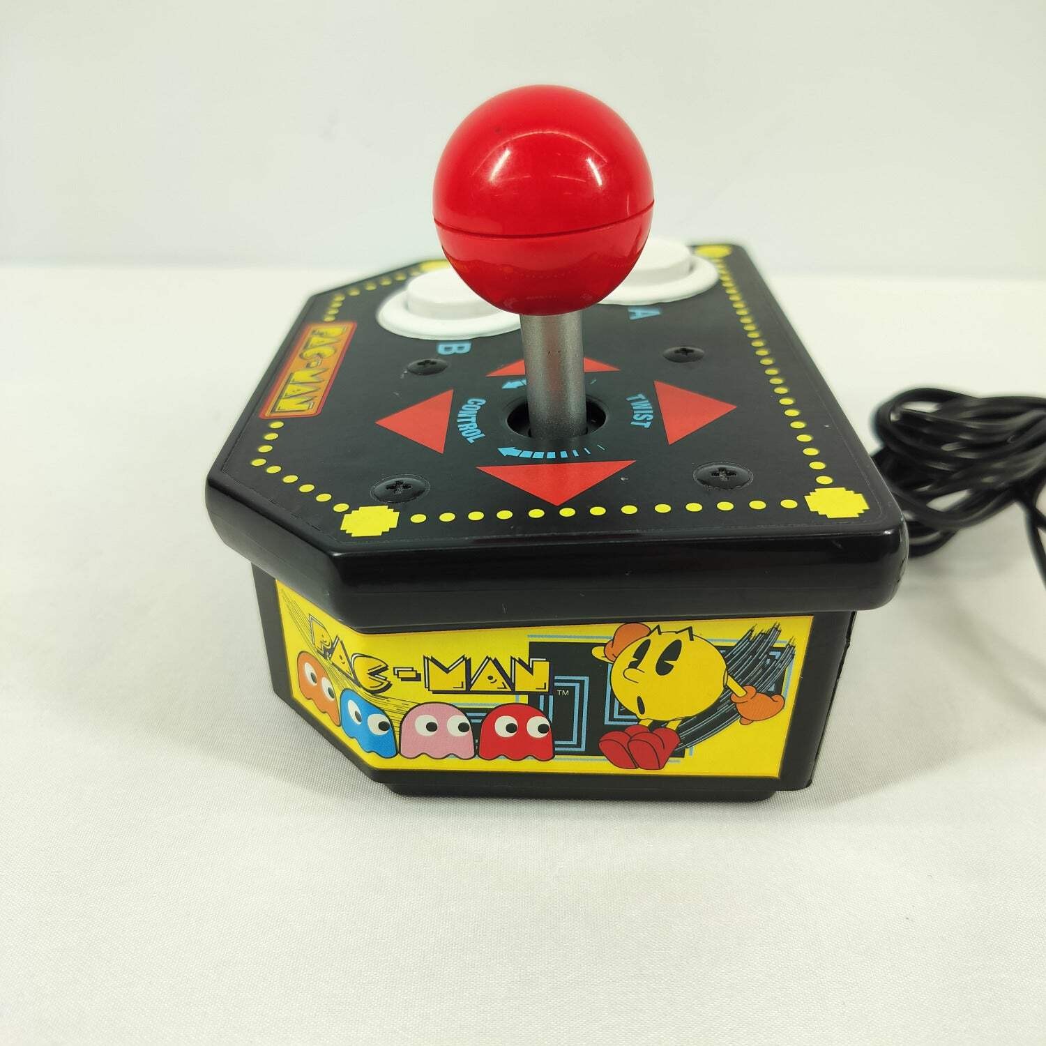 Jakks-Pacific Pac-Man 12-in-1 Plug-N-Play TV Game 03563