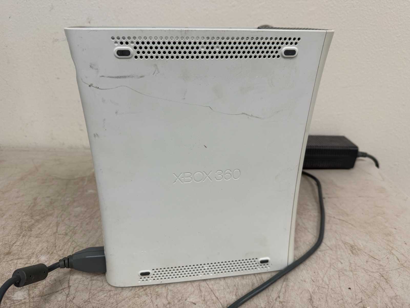 Microsoft Xbox 360 Pro Console Only – Matte White