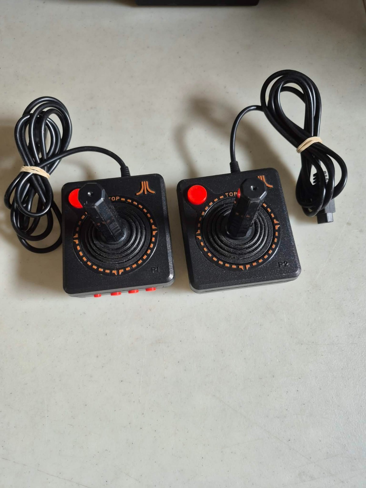 Atari Flashback 9 HDMI Retro Console Built-in Games 2 Controllers WORKS IN BOX
