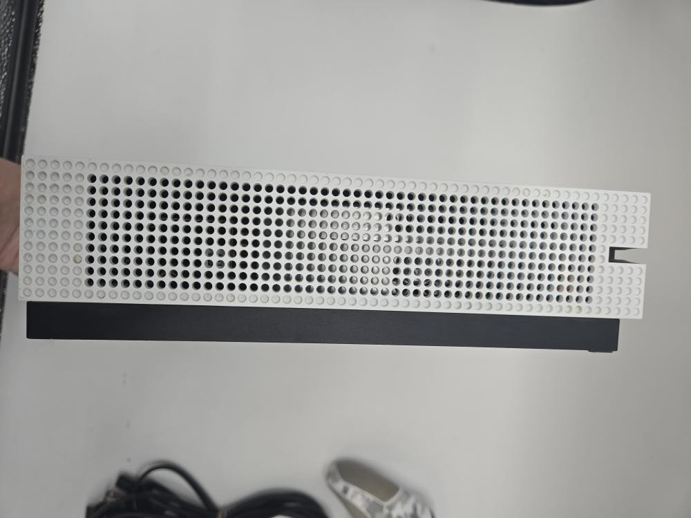 MICROSOFT XBOX ONE S – CONSOLE – 500GB – 1681 (VA5019144)