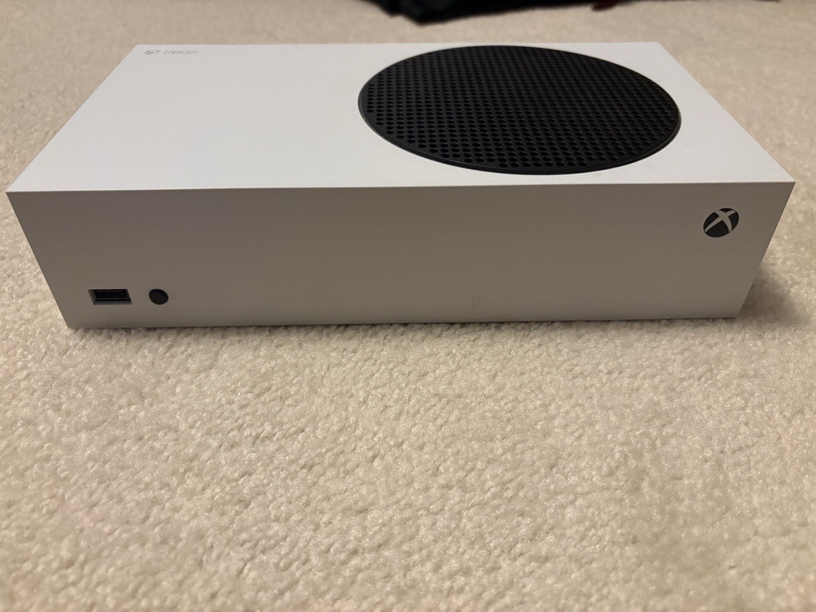 Microsoft Xbox Series S 512GB White Home Console for Xbox Series X|S HDMI