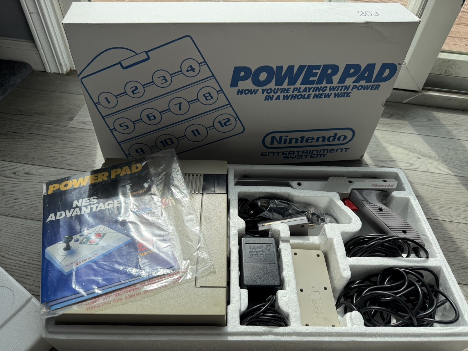 *NES Nintendo Entertainment System Power Set Complete In Box