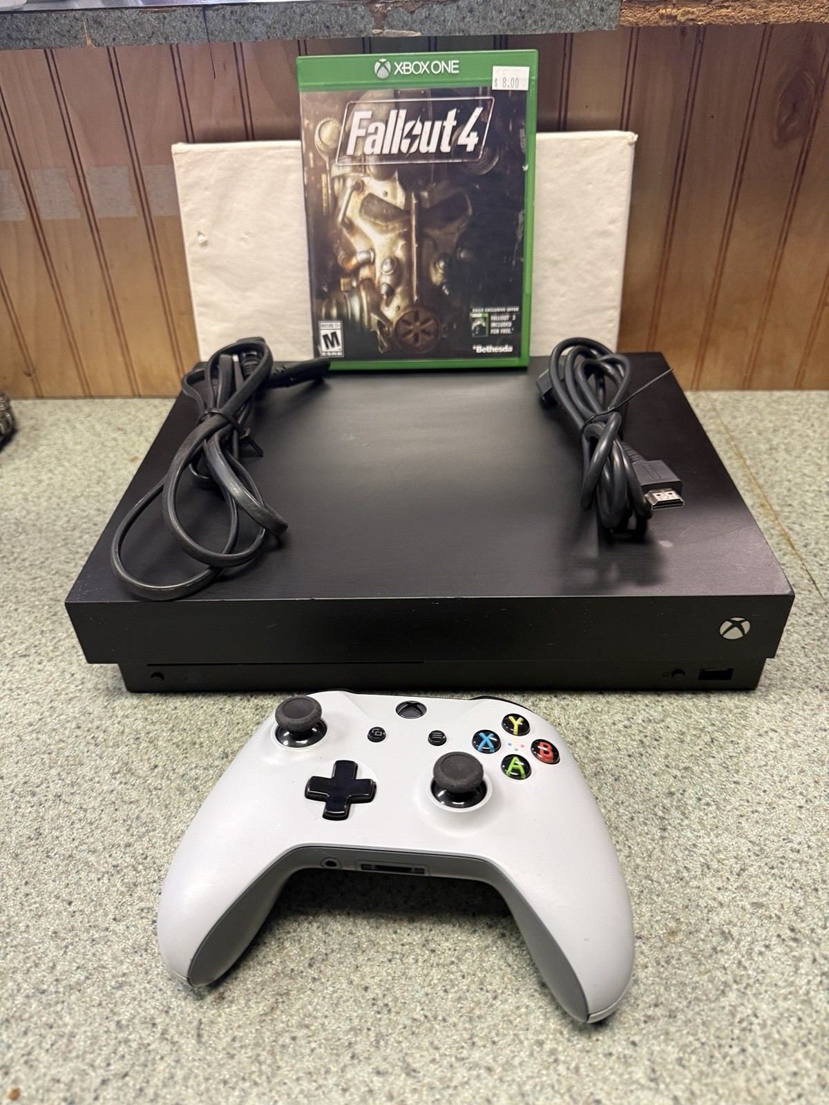 MICROSOFT XBOX ONE X – CONSOLE – 1TB – 1787 COMES COMPLETE. FAST SHIPPING