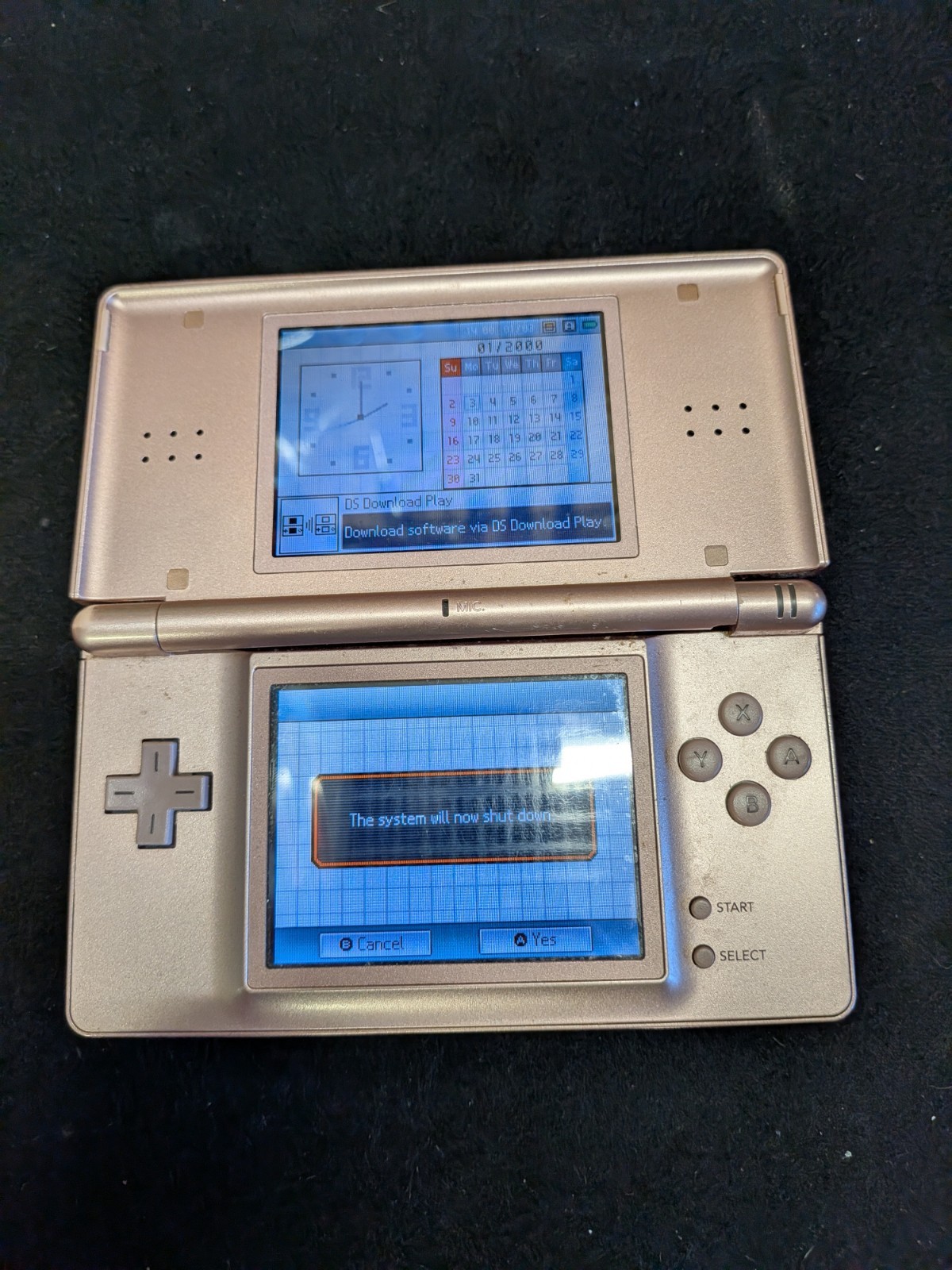 Nintendo DS Lite Video Game Console – Metallic Rose *BROKEN/PARTS ONLY*
