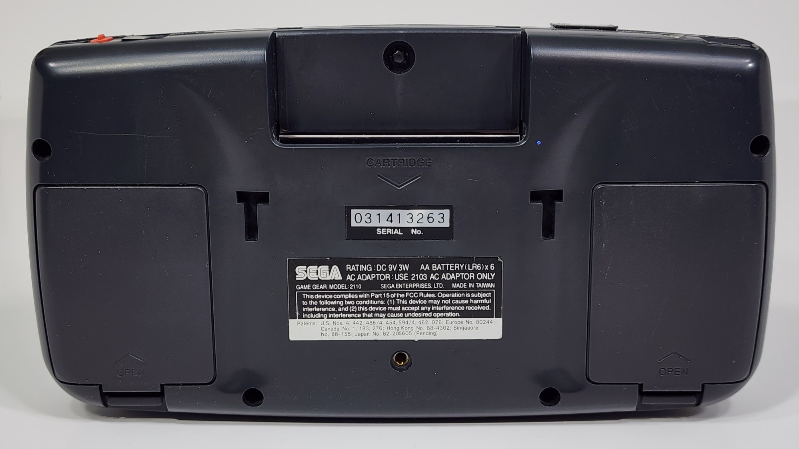 Sega Game Gear Handheld Console 2110 Black FOR REPAIR/PARTS ONLY