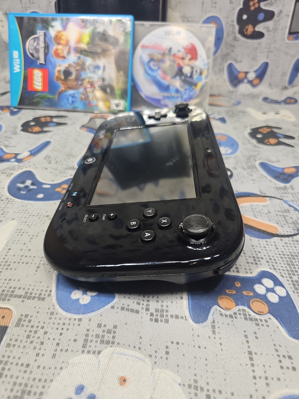 Nintendo Wii U 32GB Deluxe Black WUP-101(02) W/2 Games CLEANED & TESTED