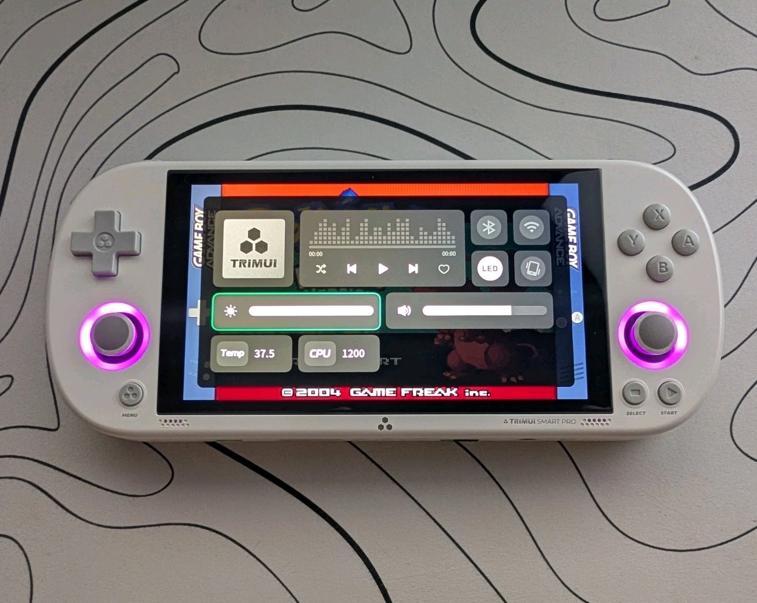 Trimui Smart Pro White Retro Handheld w/ 64GB SD Card, CrossMix OS, Case,…