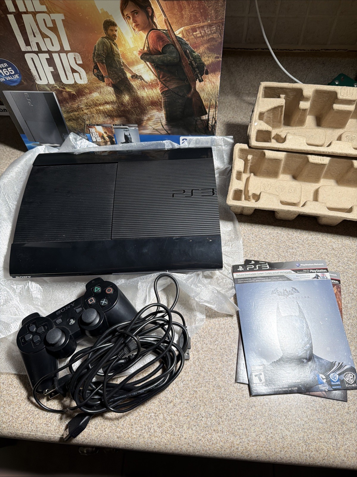 PlayStation 3 PS3 Super Slim Console System Box the Last of US, Complete